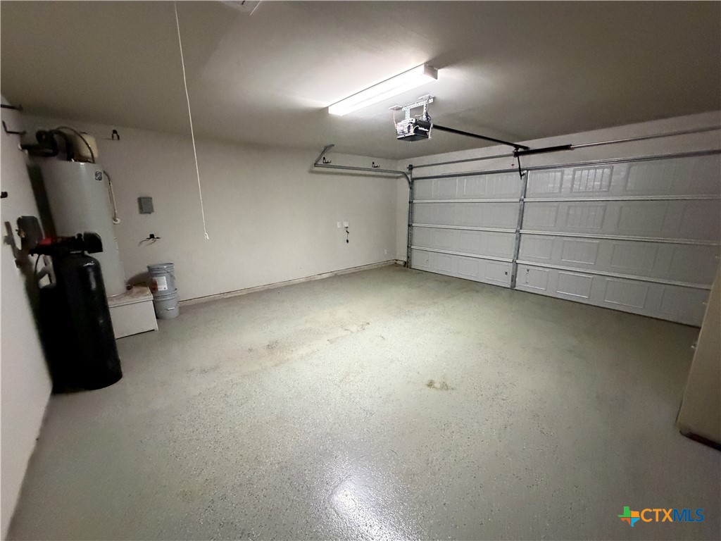 1100 River Wood