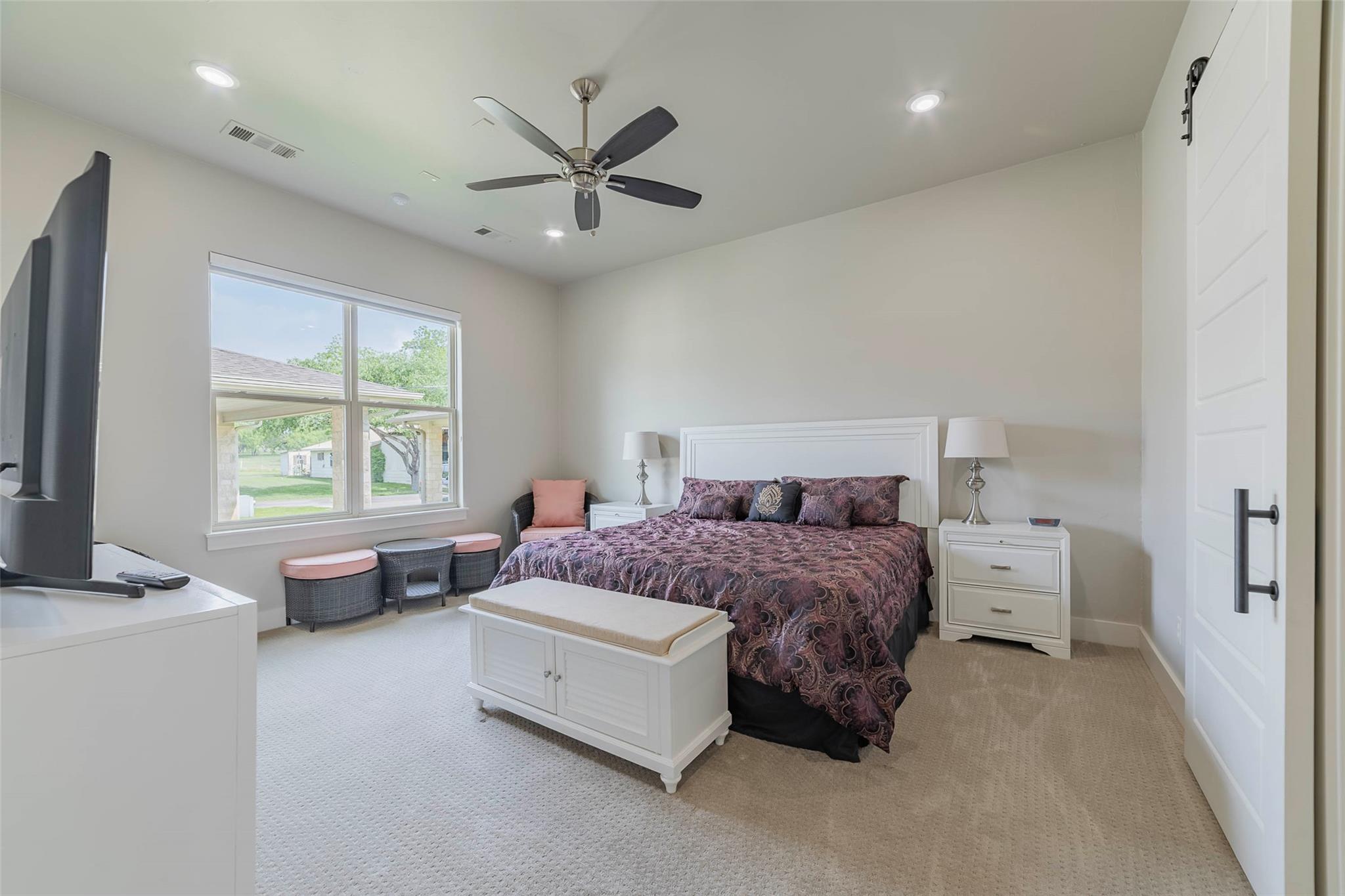 2228 Williams Lakeshore DR