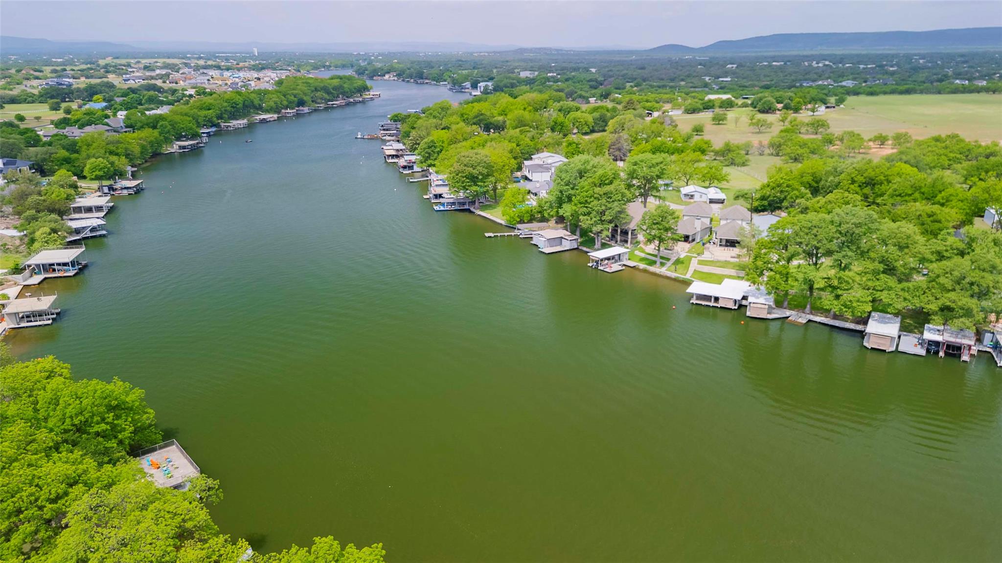 2228 Williams Lakeshore DR