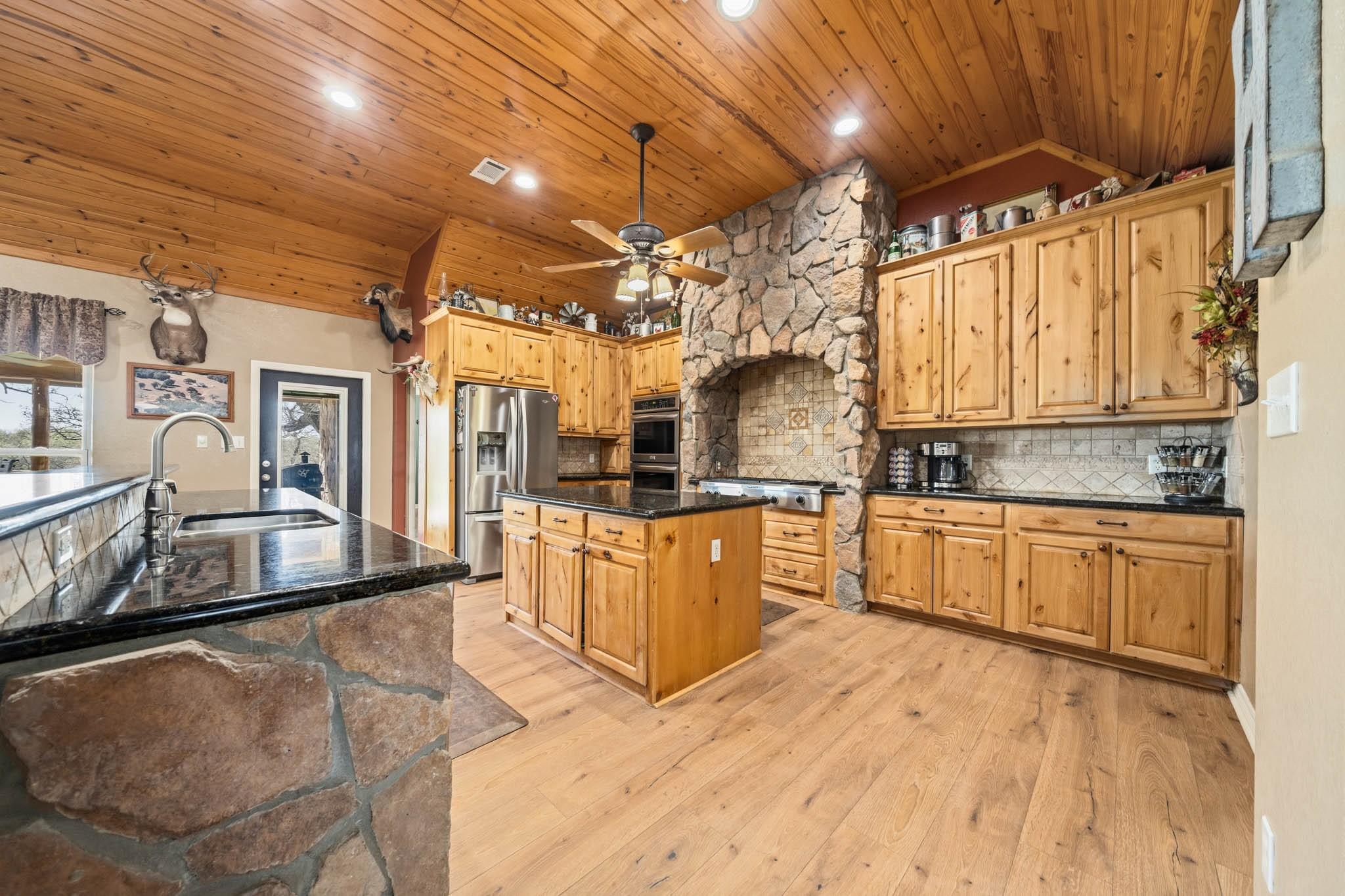 3713 County Road 386