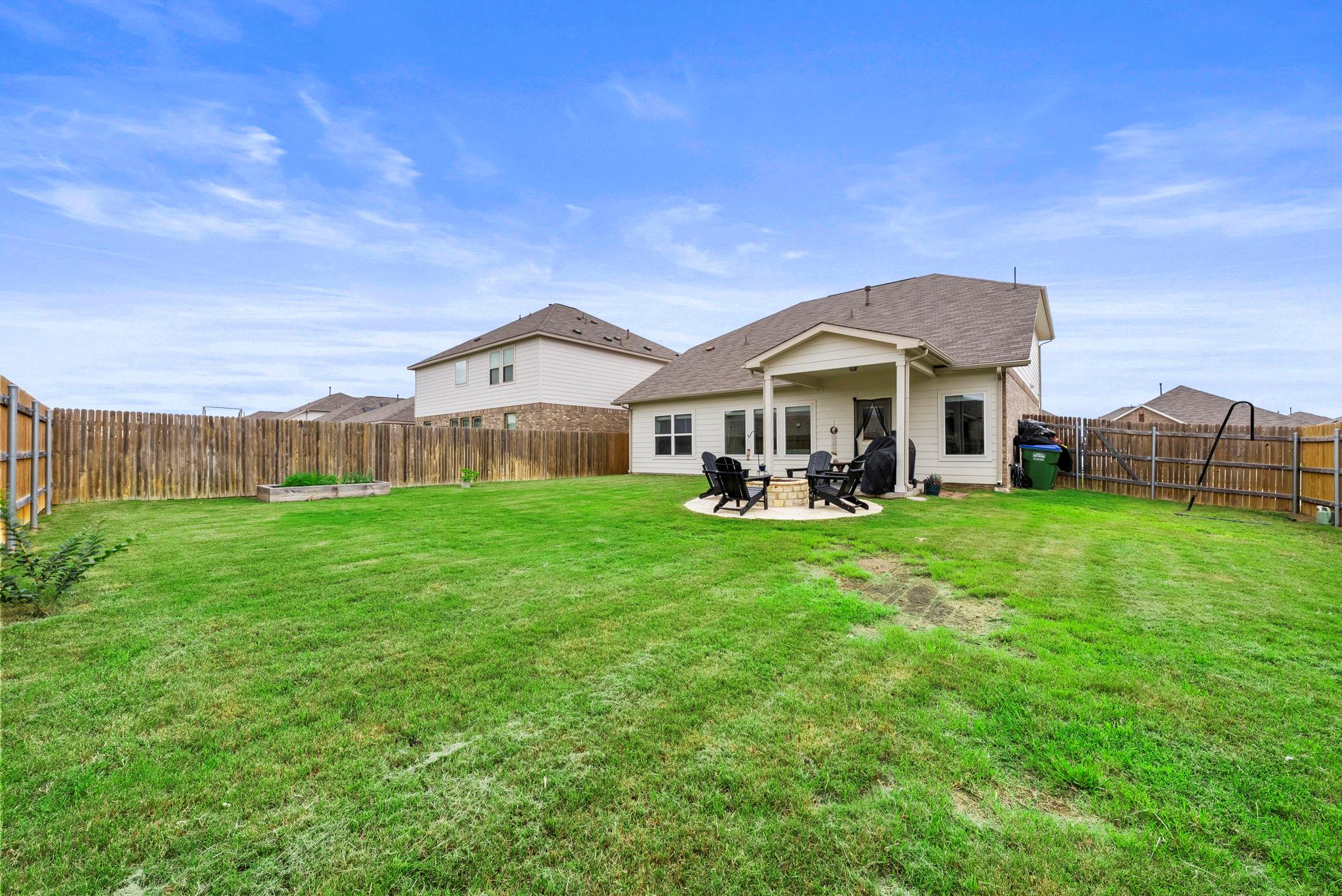 12100 Texana TRL