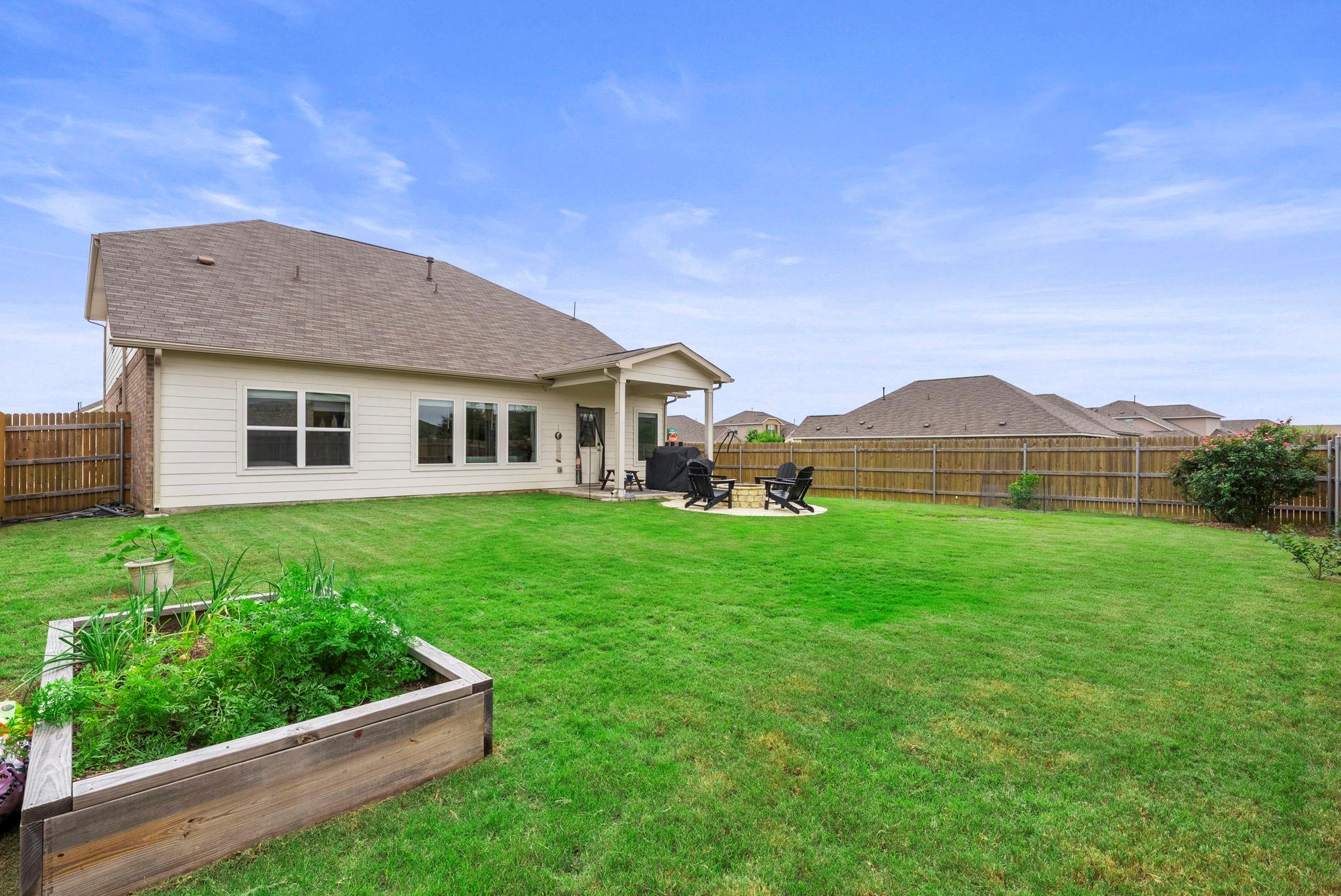 12100 Texana TRL