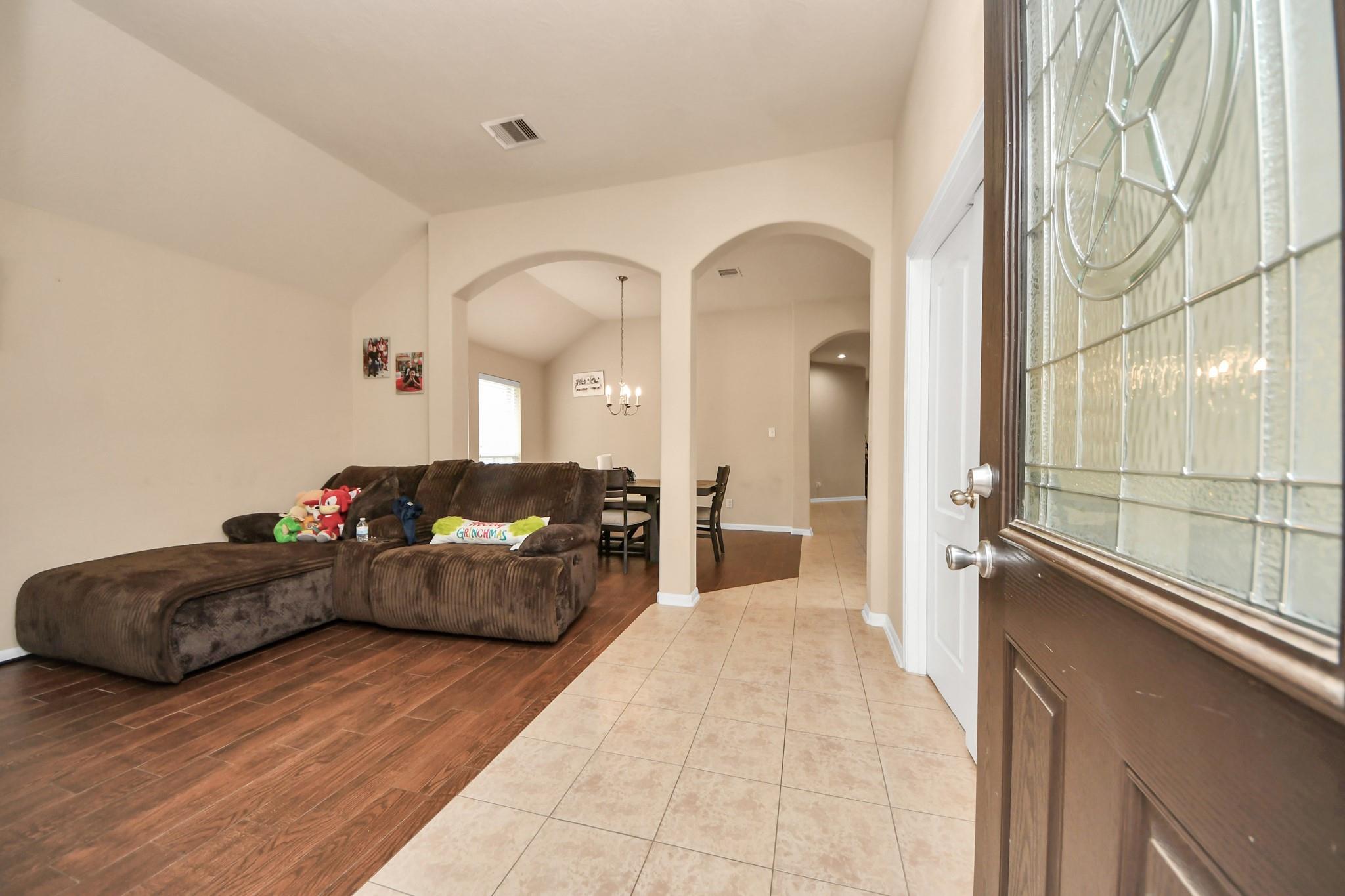 9307 Russeff Field Lane