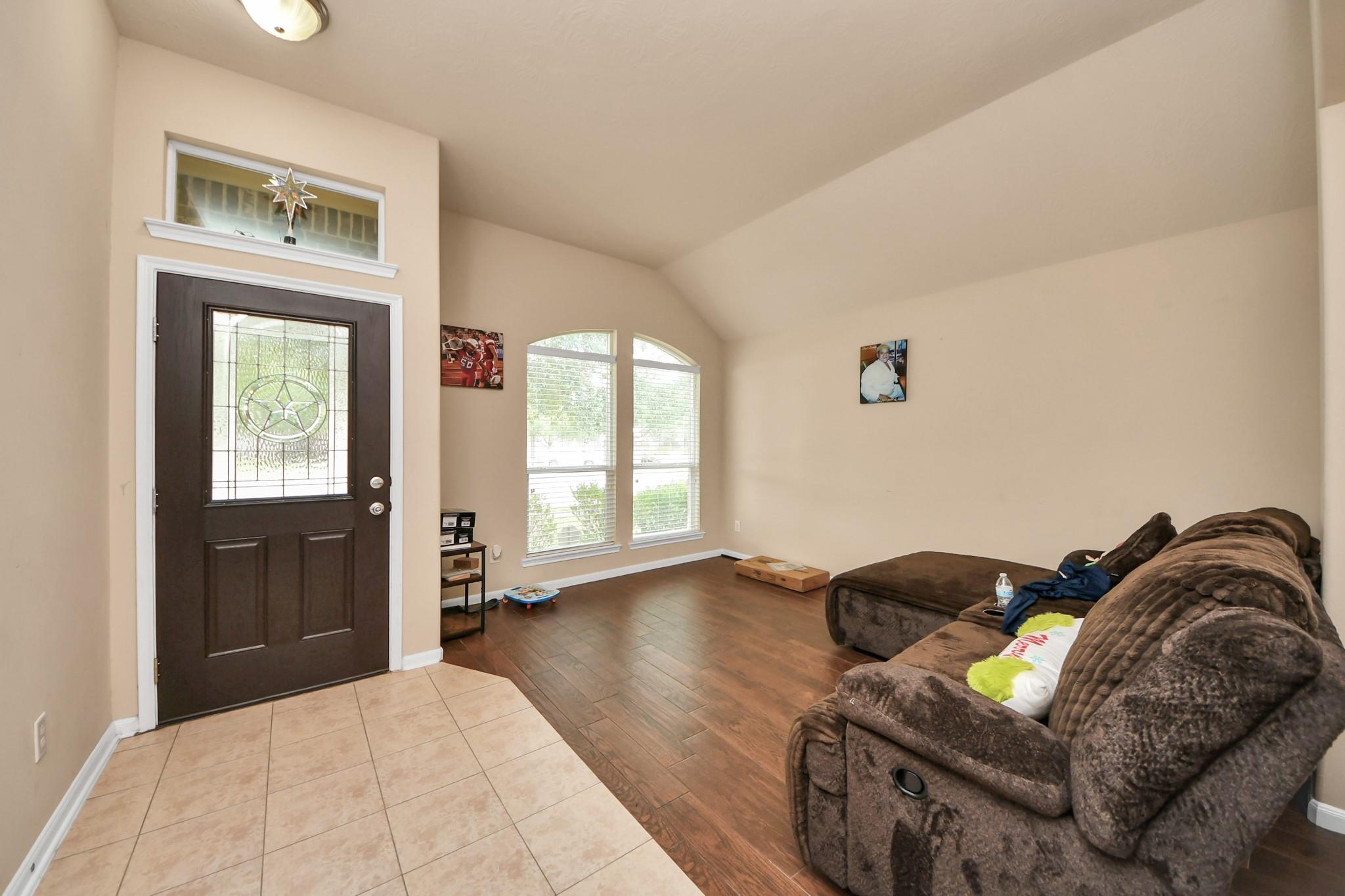 9307 Russeff Field Lane