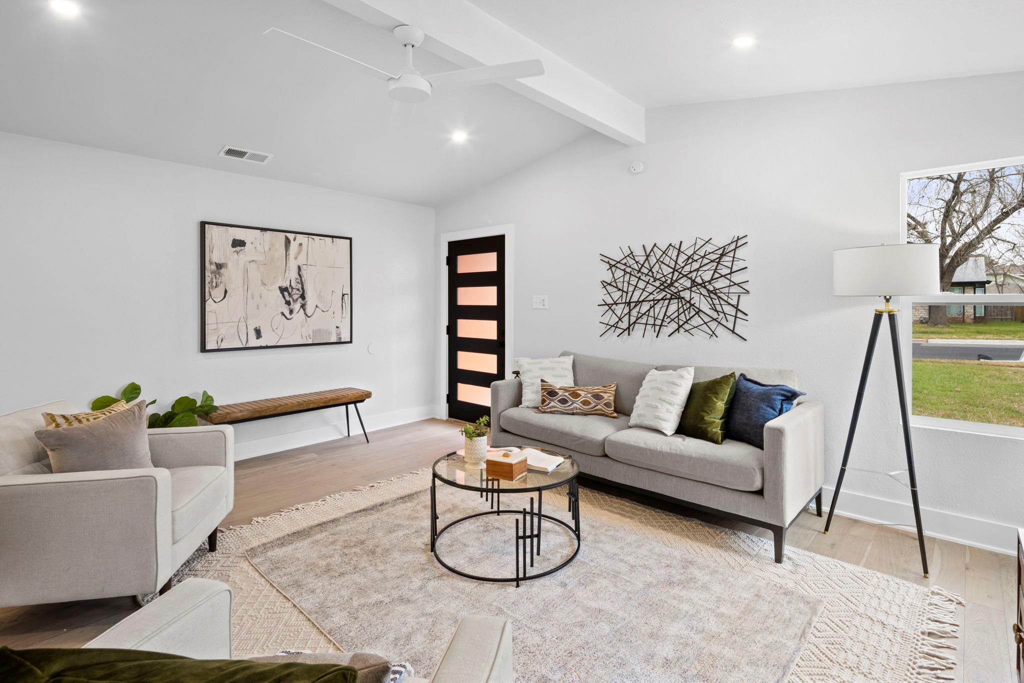 1405 Sahara Ave