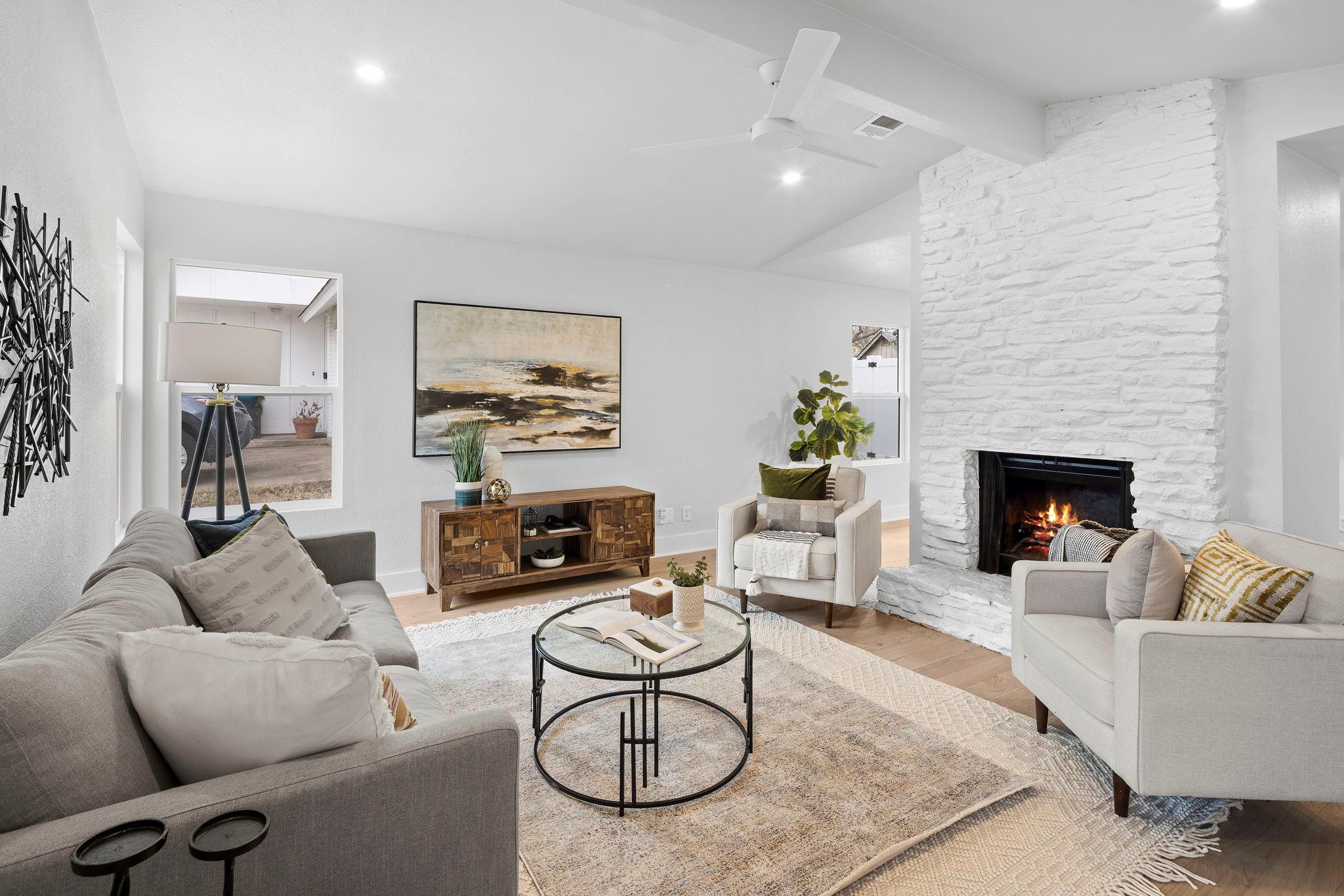 1405 Sahara Ave