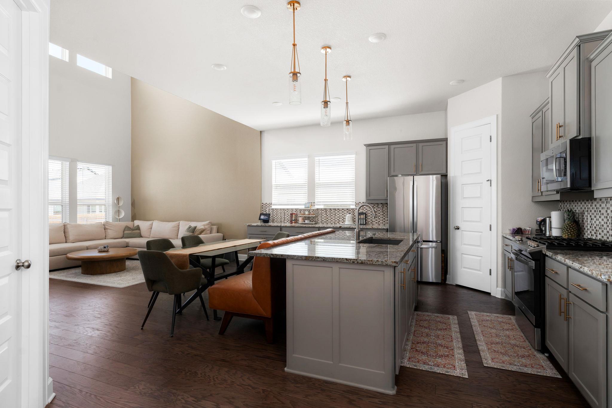 4904 Escape Rivera DR