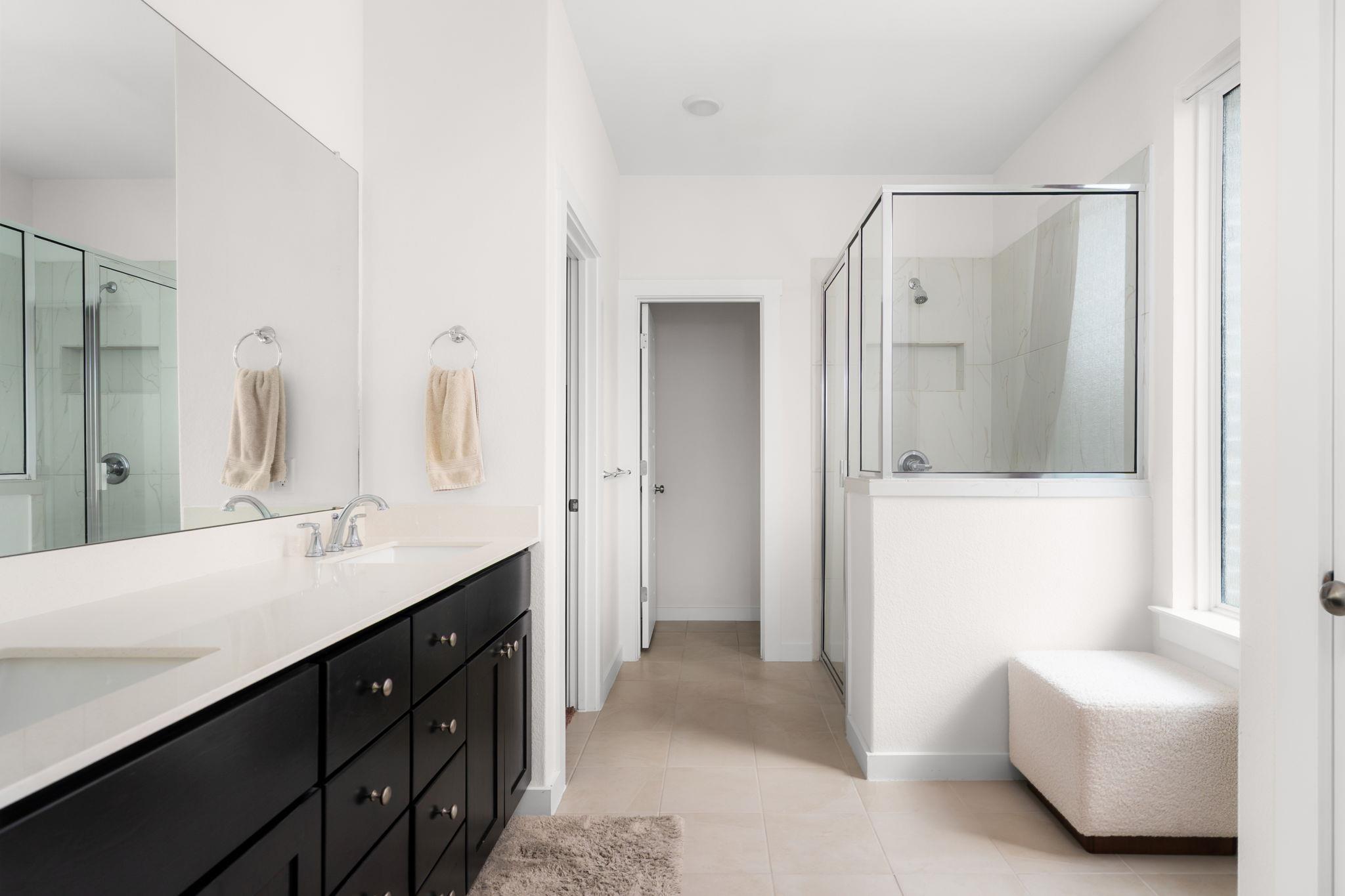 6501 Night Chinook DR