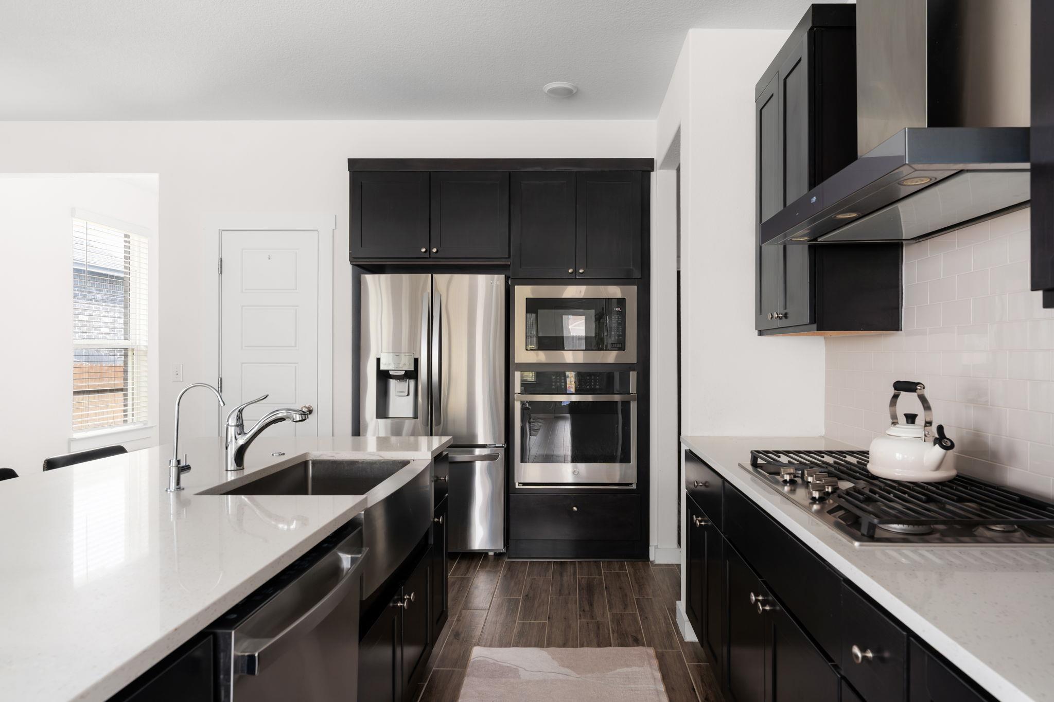 6501 Night Chinook DR