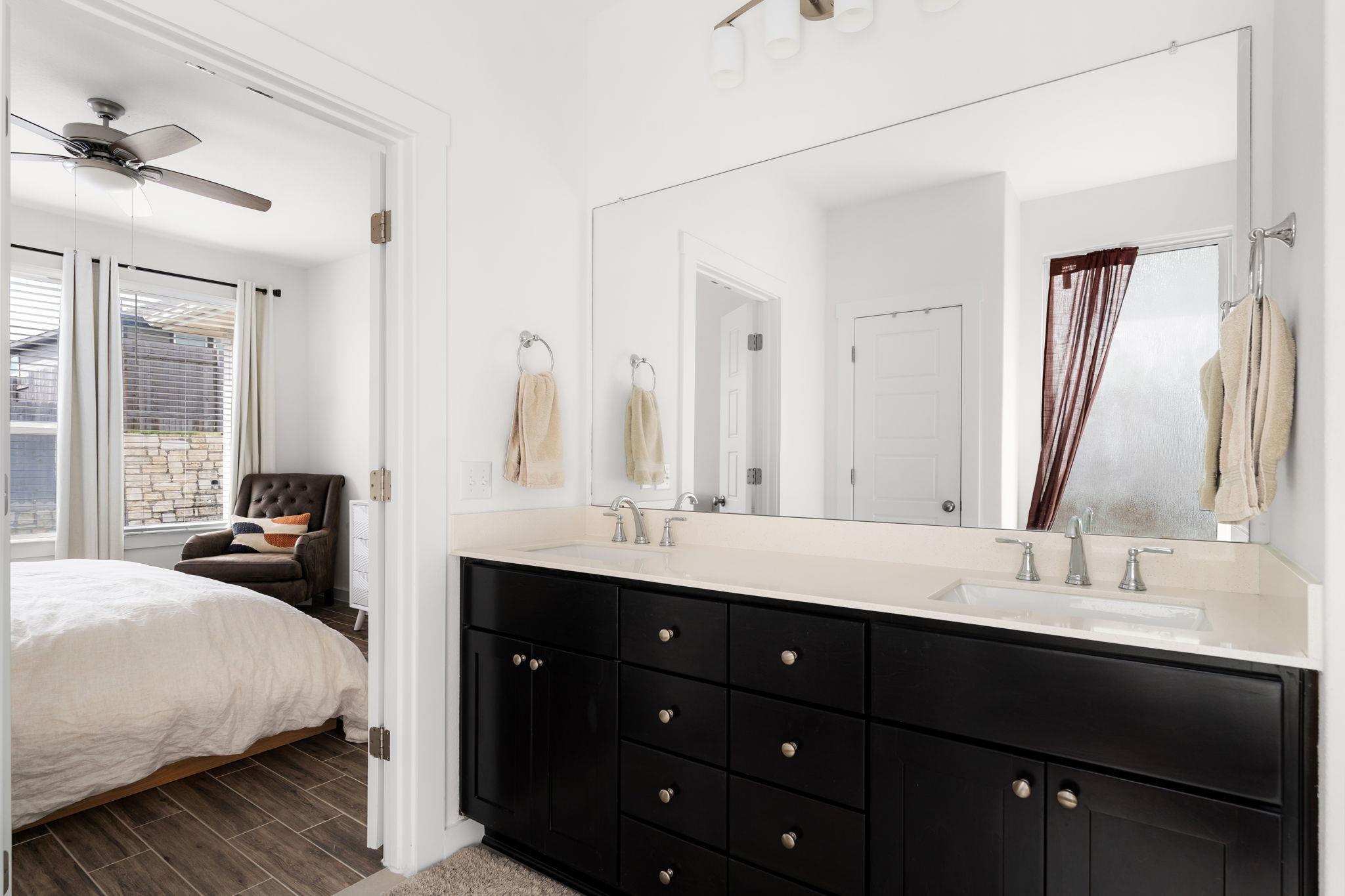 6501 Night Chinook DR