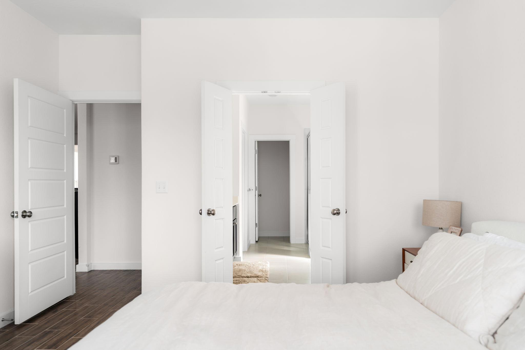 6501 Night Chinook DR