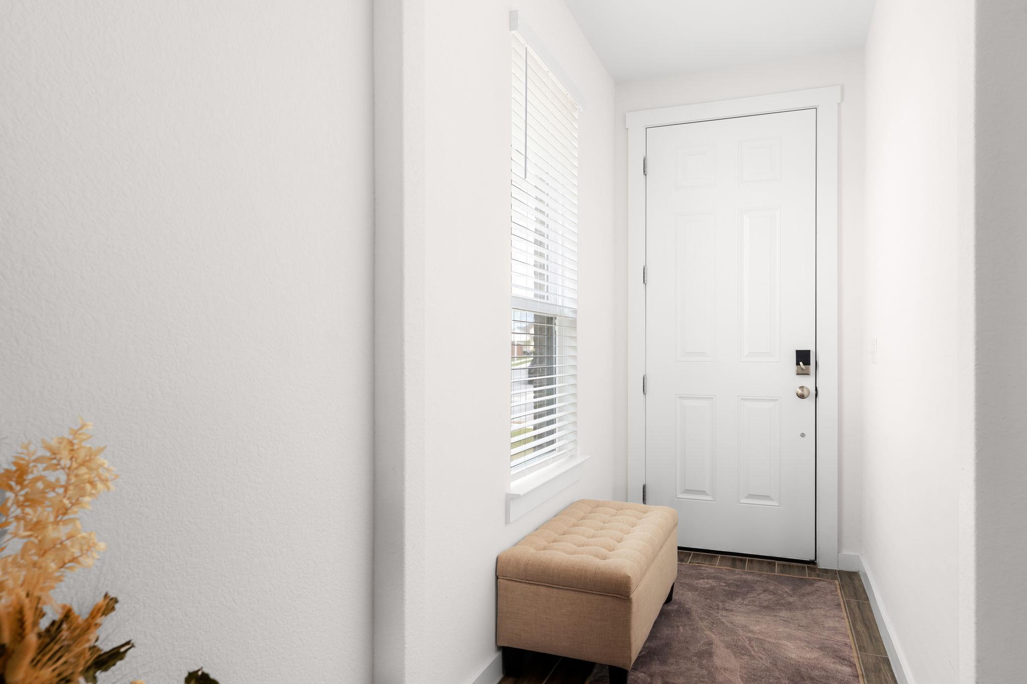 6501 Night Chinook DR