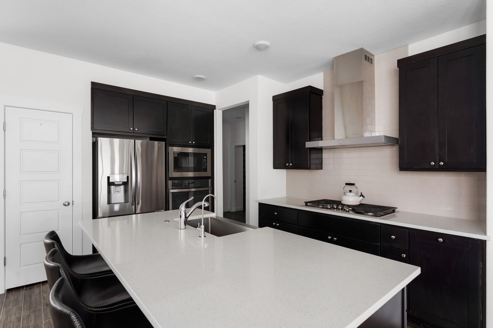 6501 Night Chinook DR