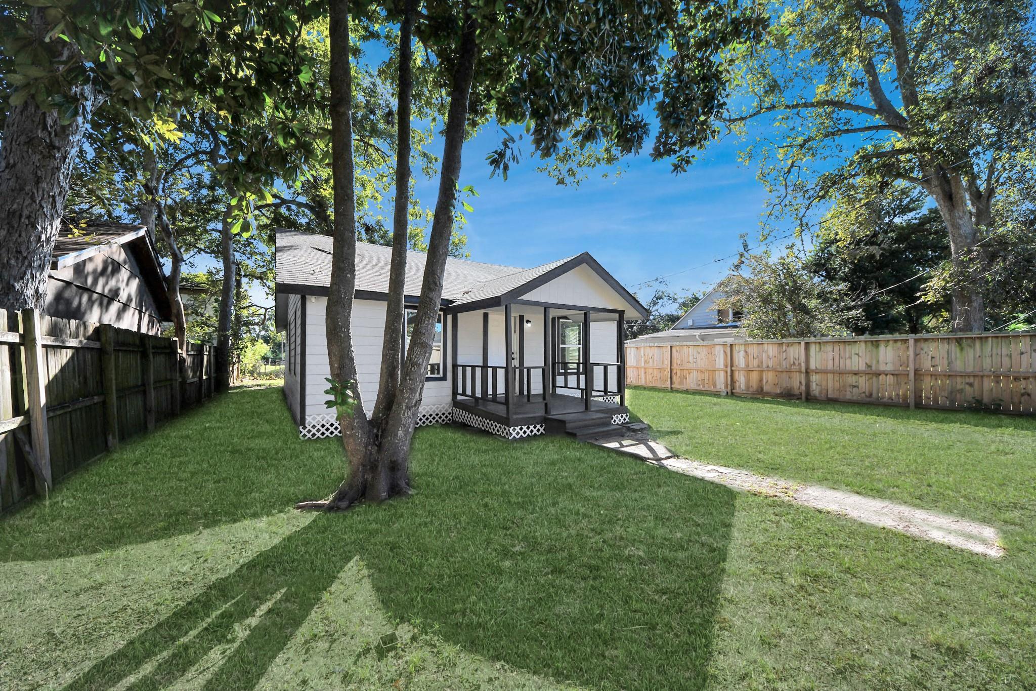 3206 Melbourne Street