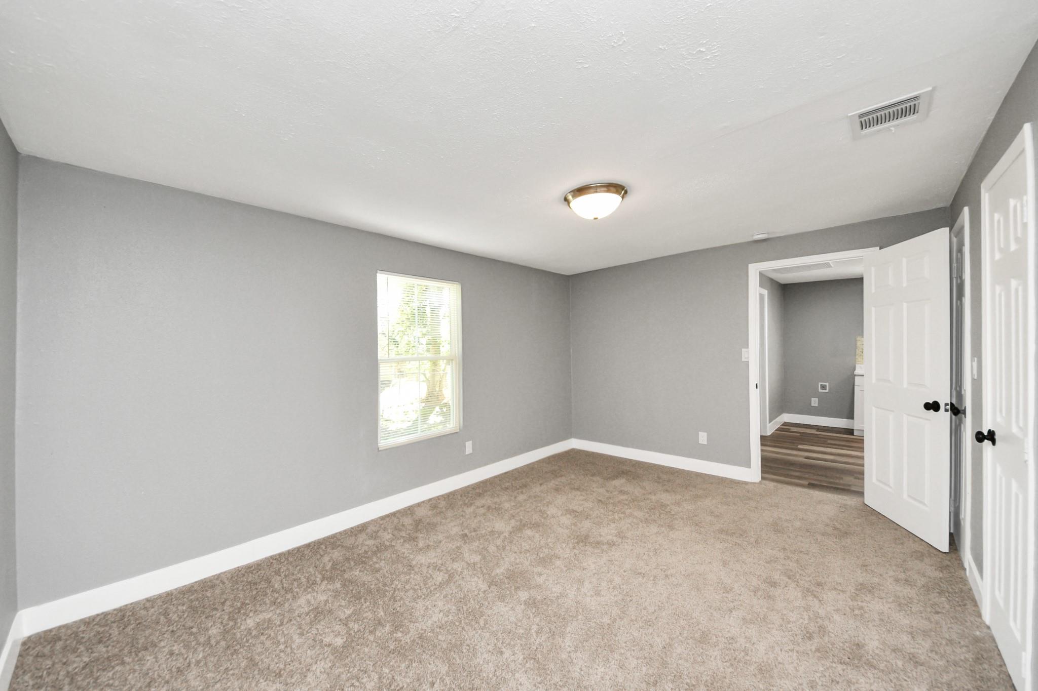 3206 Melbourne Street