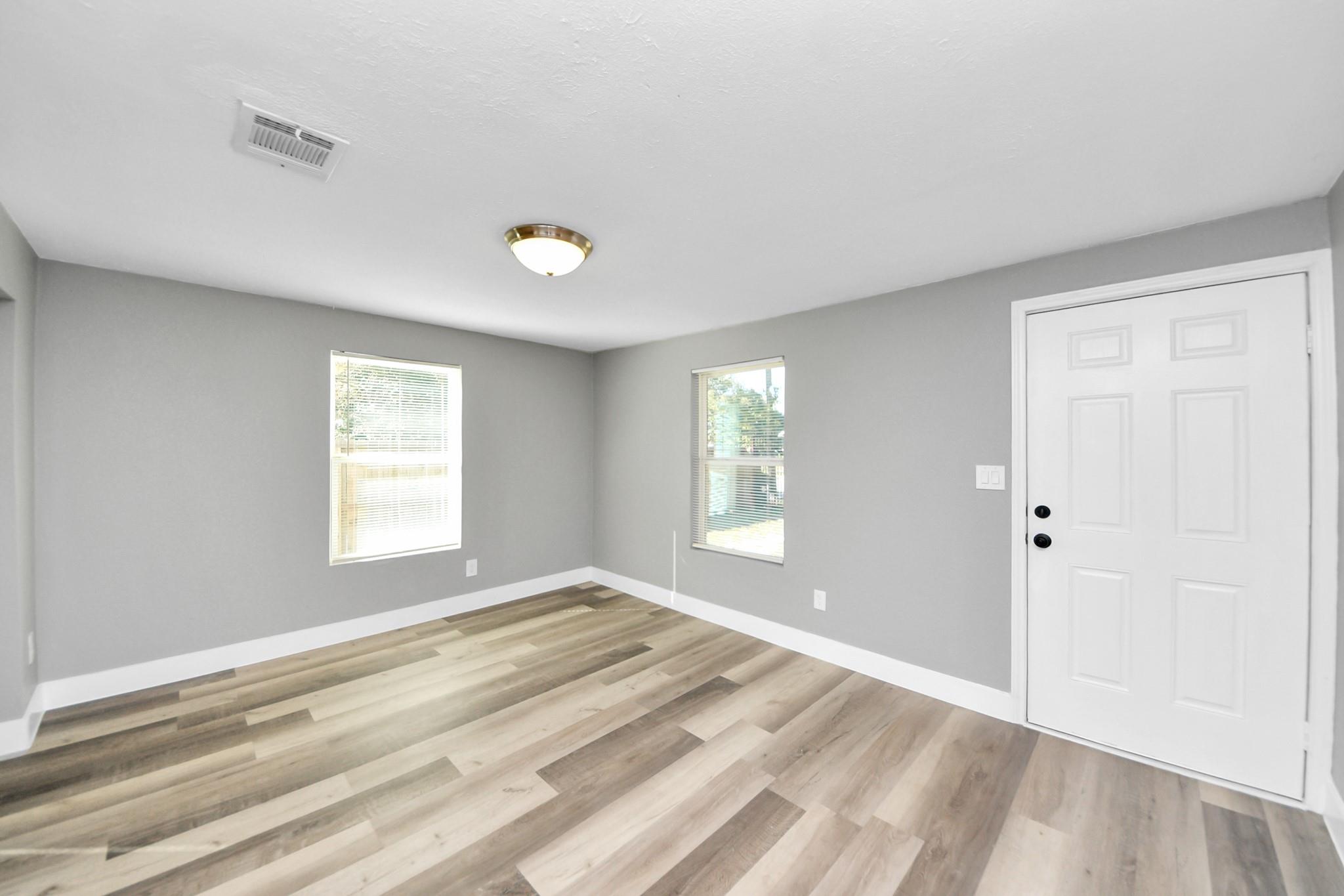 3206 Melbourne Street