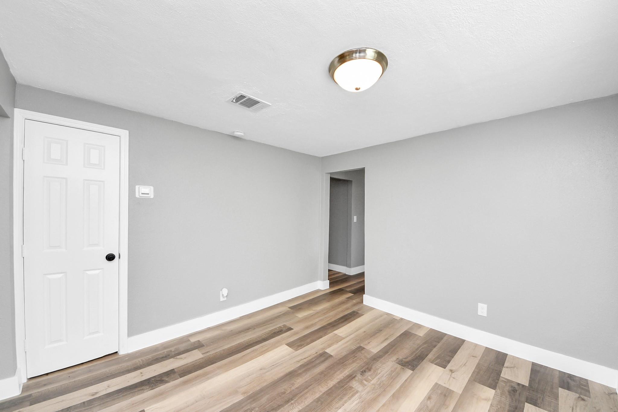 3206 Melbourne Street