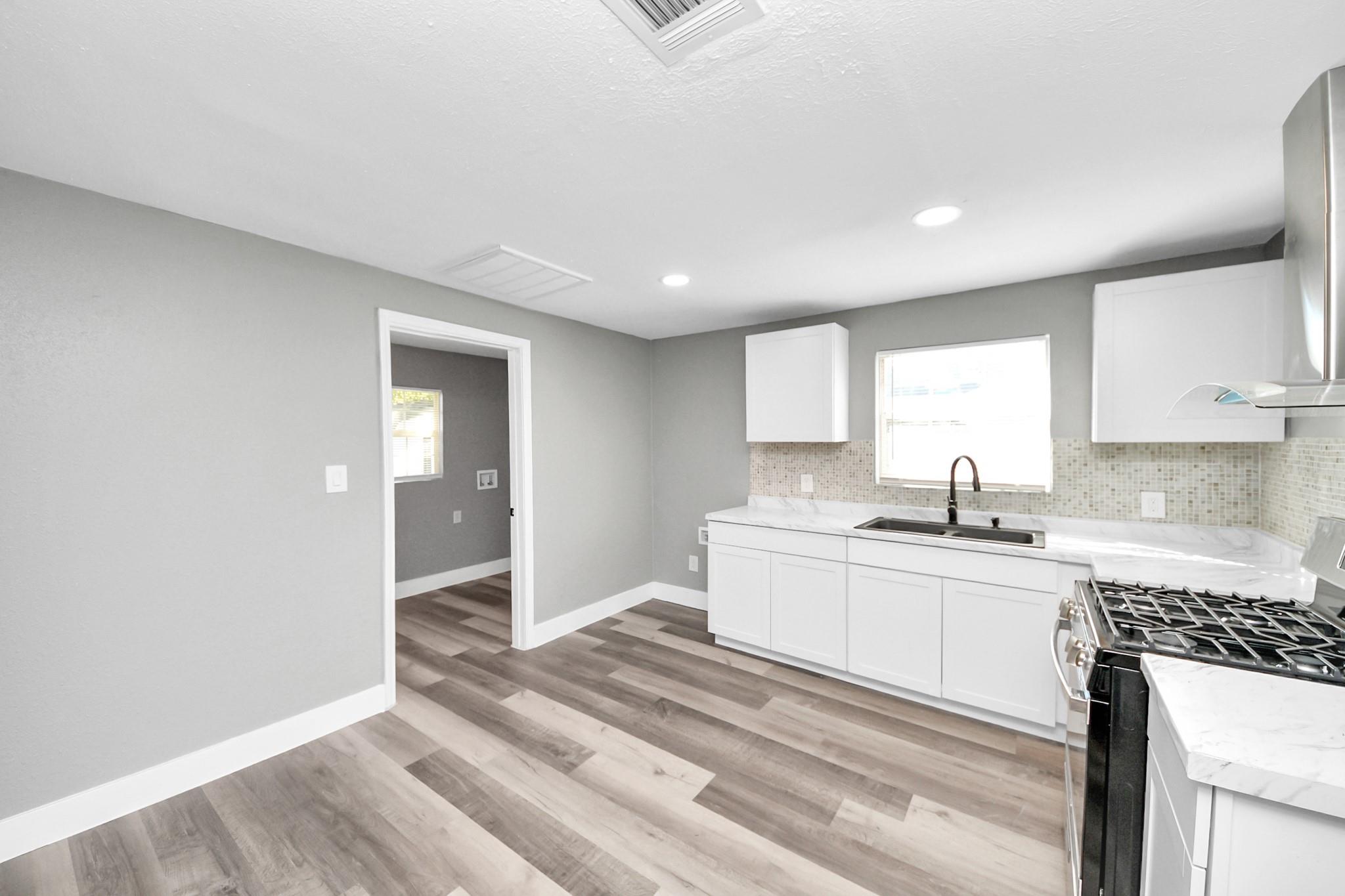 3206 Melbourne Street