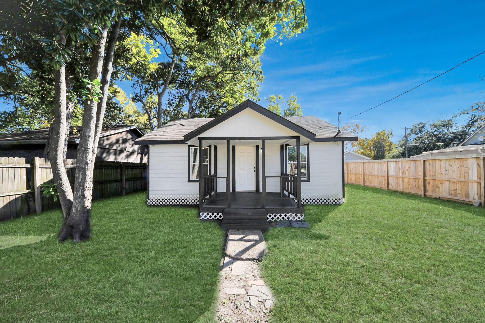 3206 Melbourne Street