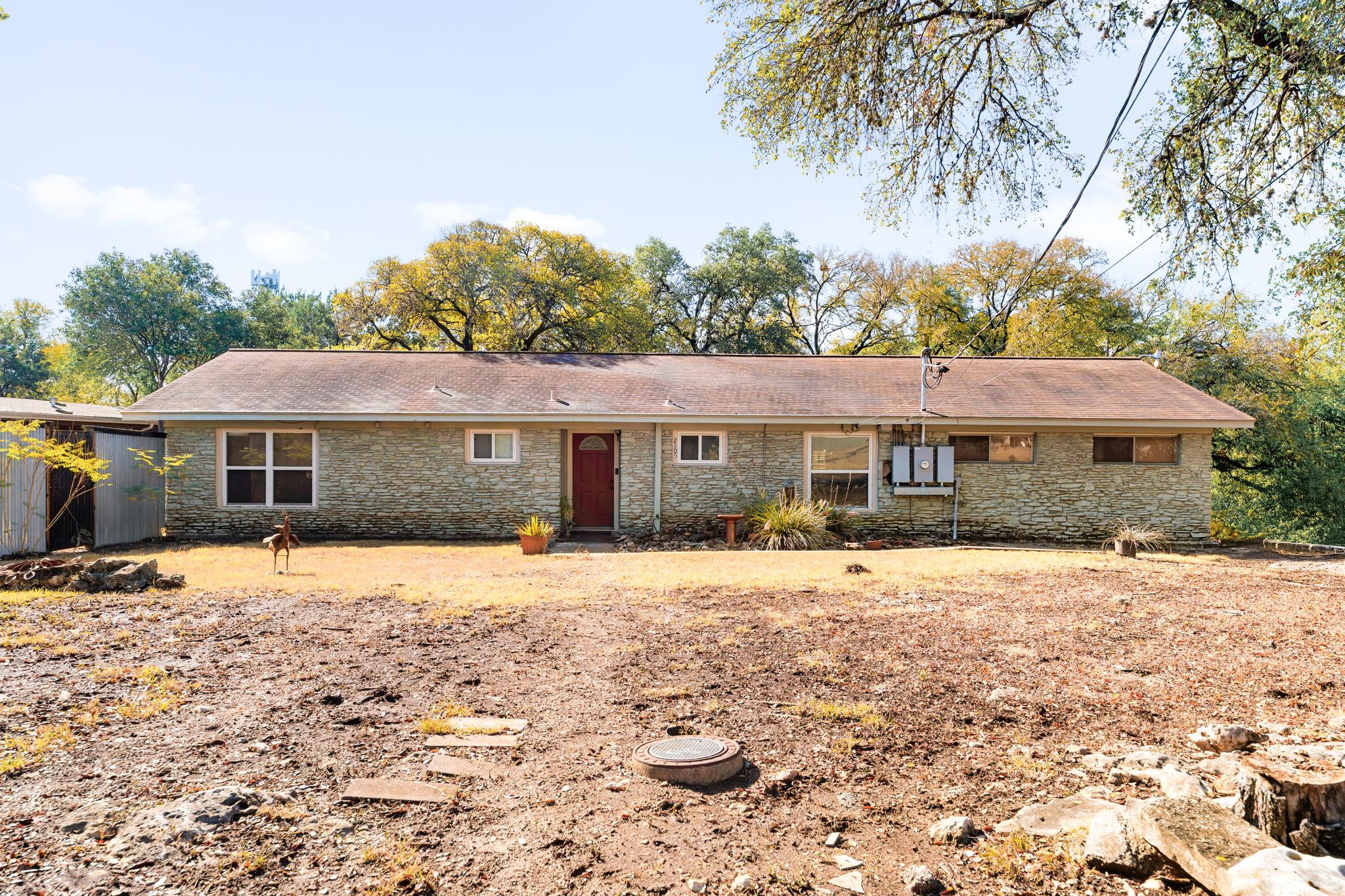 2105 Allred DR