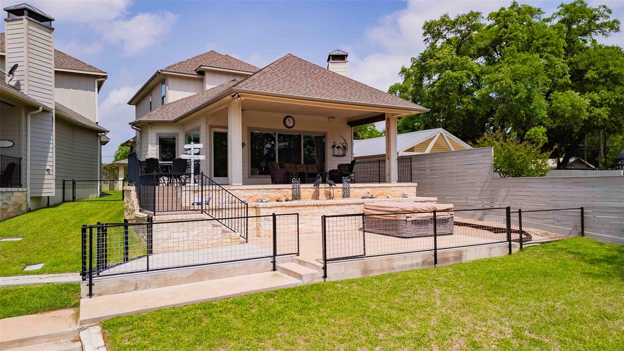 2238 Williams Lakeshore DR