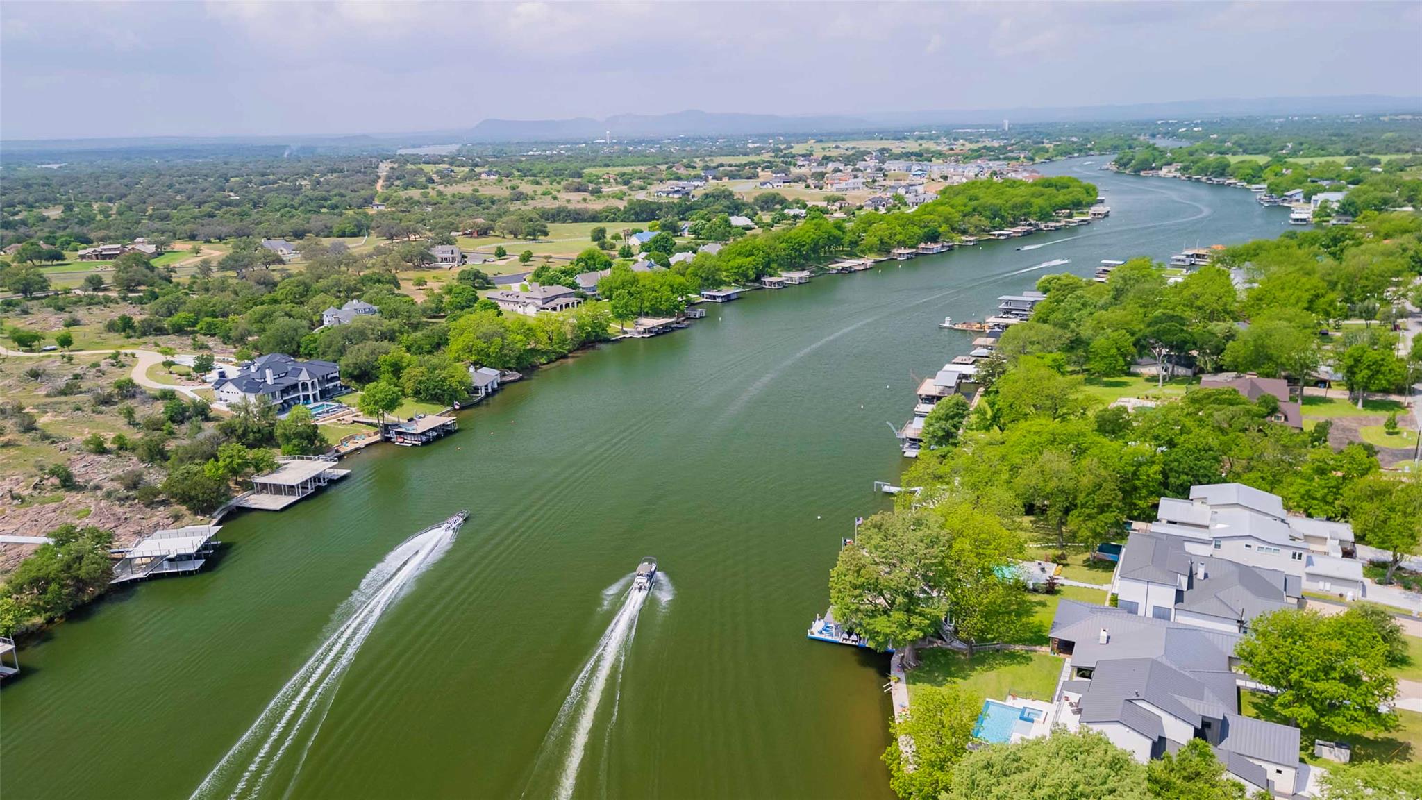 2238 Williams Lakeshore DR
