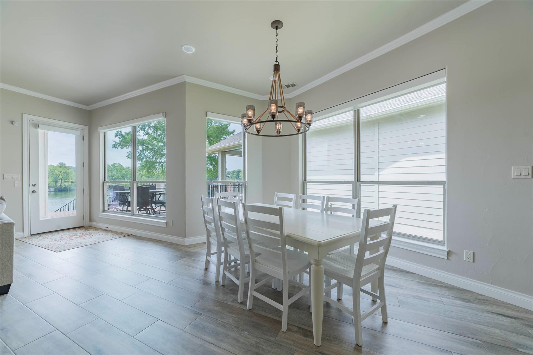 2238 Williams Lakeshore DR