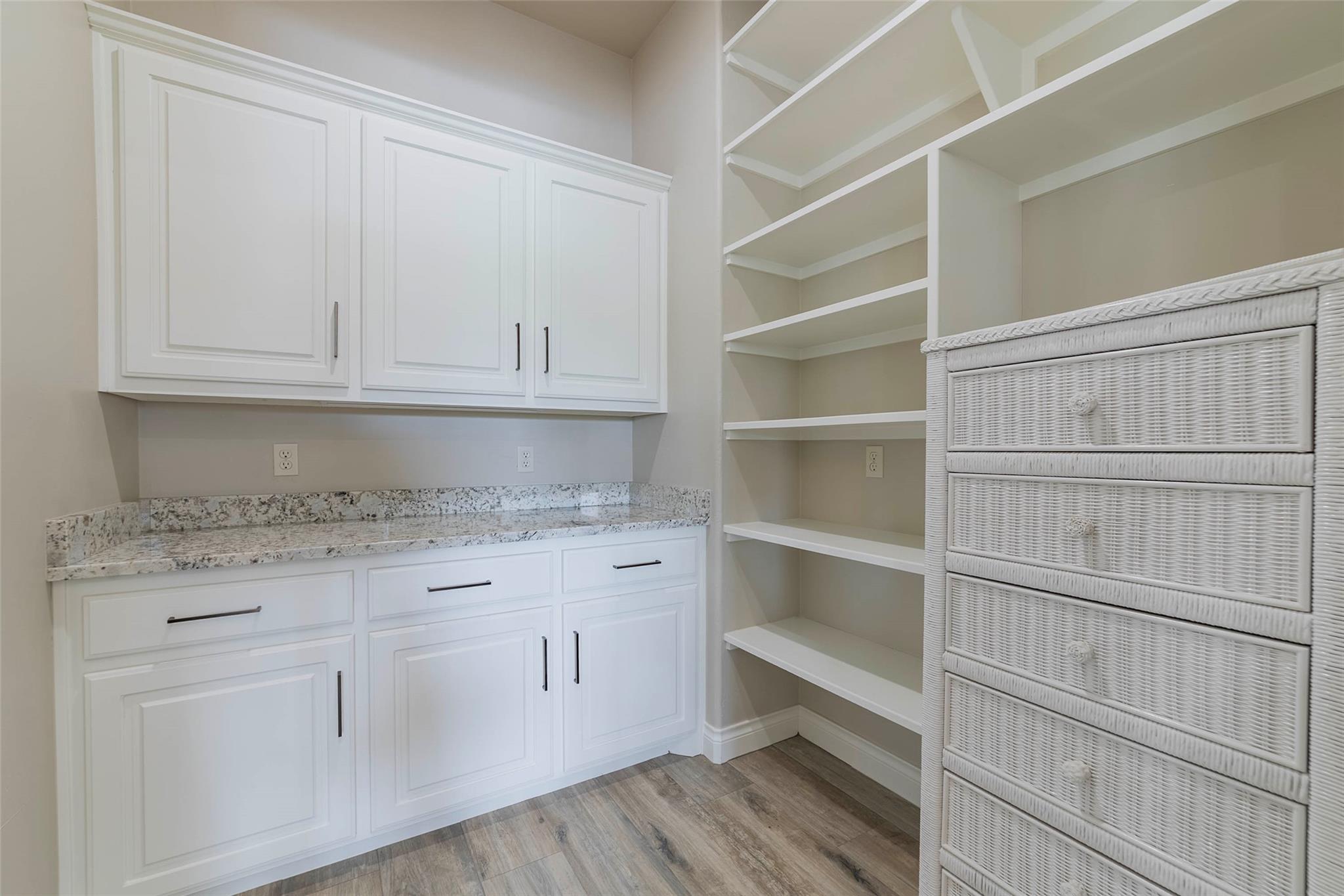 2238 Williams Lakeshore DR