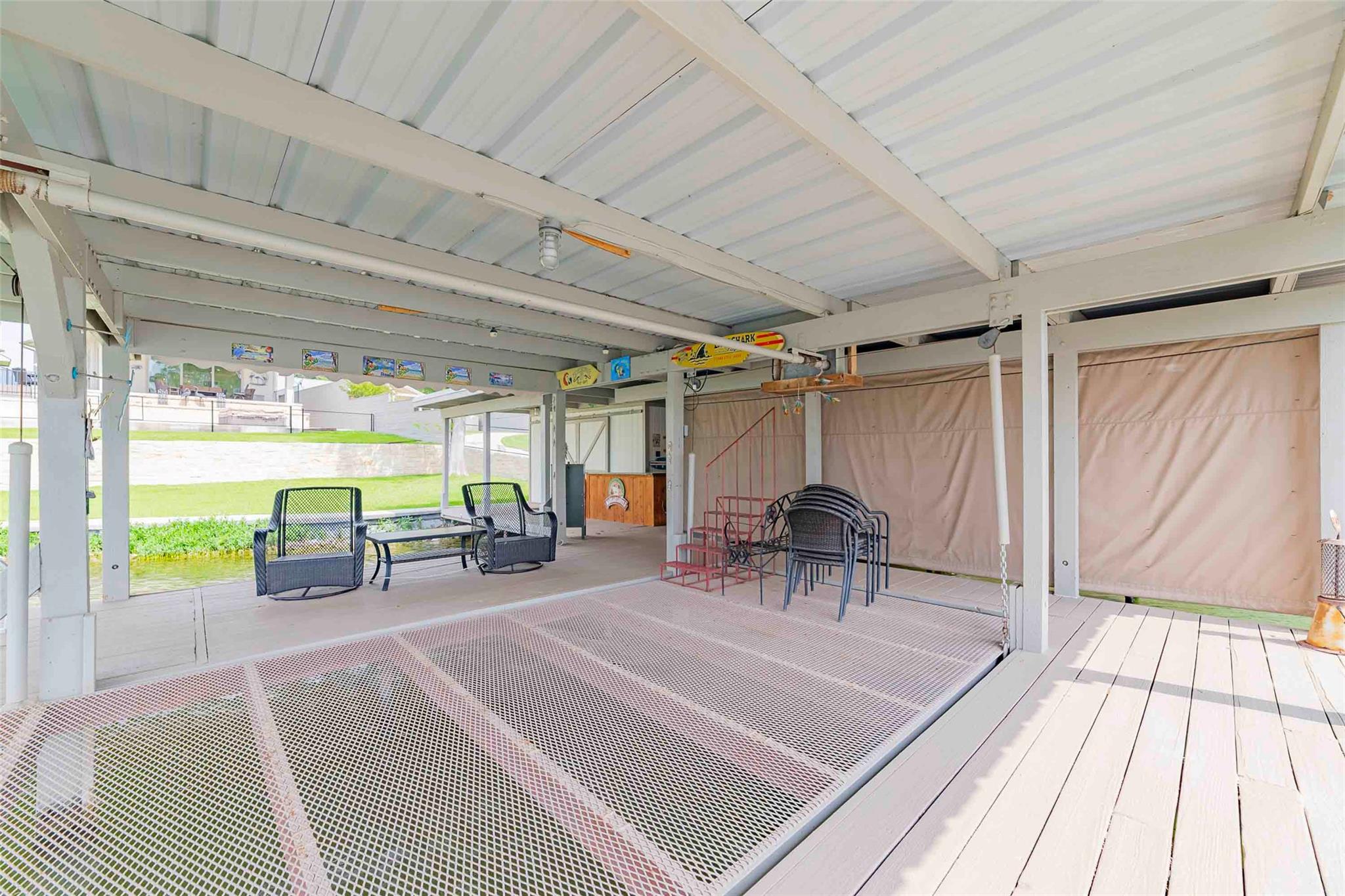 2238 Williams Lakeshore DR