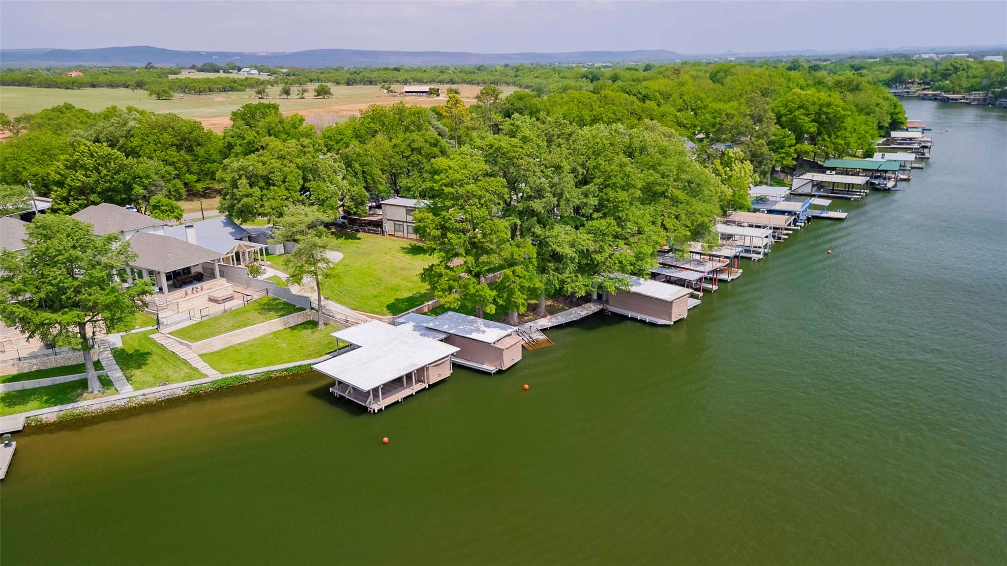 2238 Williams Lakeshore DR