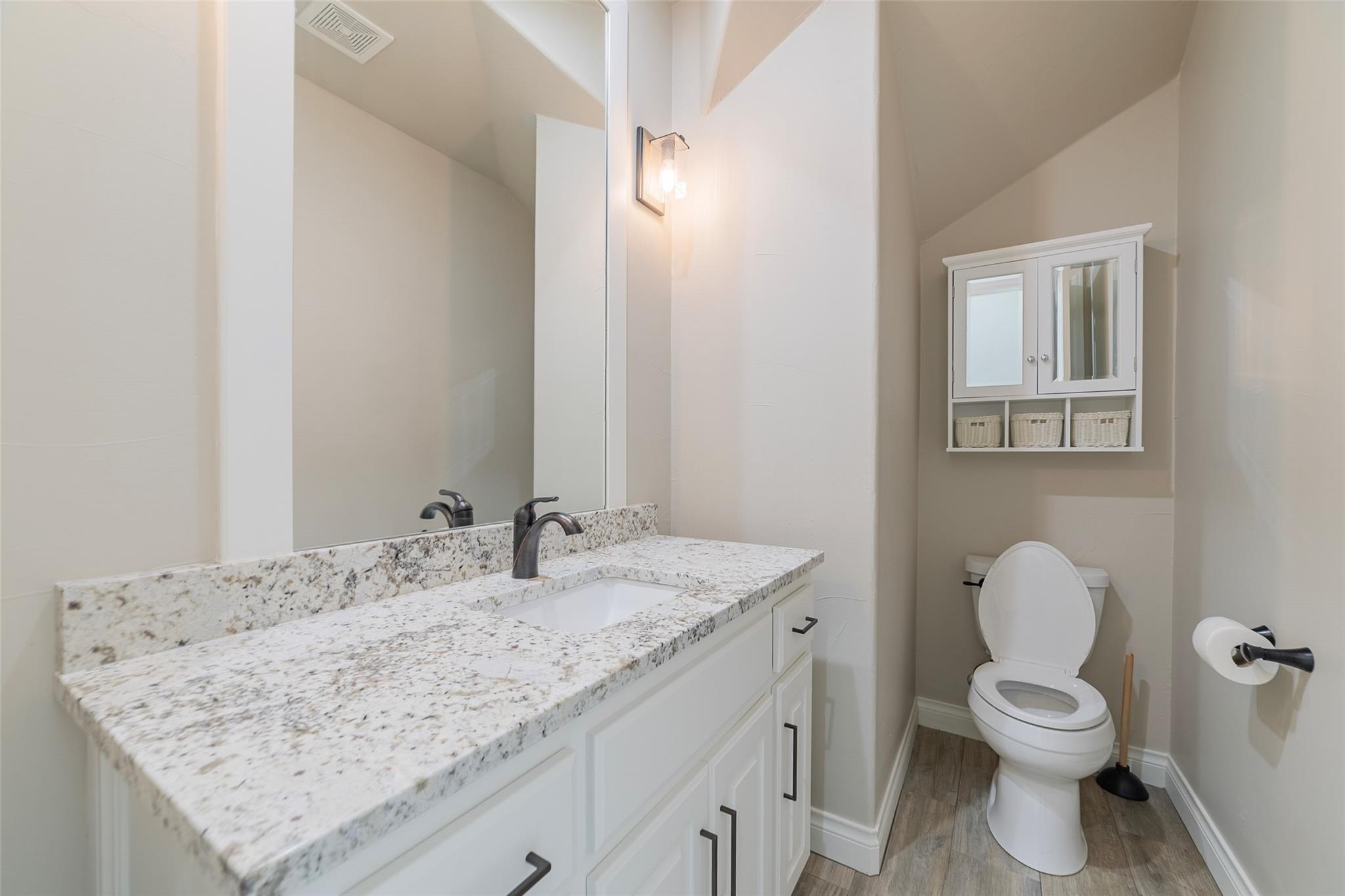 2238 Williams Lakeshore DR