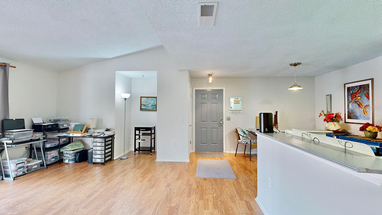 9481 HIGHLAND OAK DR #315