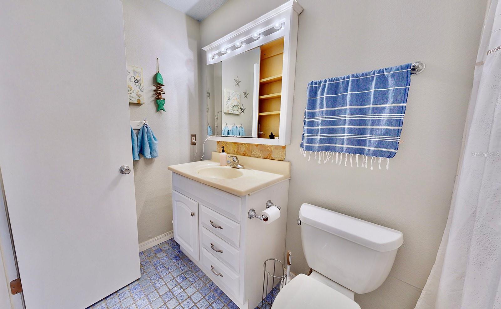 9481 HIGHLAND OAK DR #315