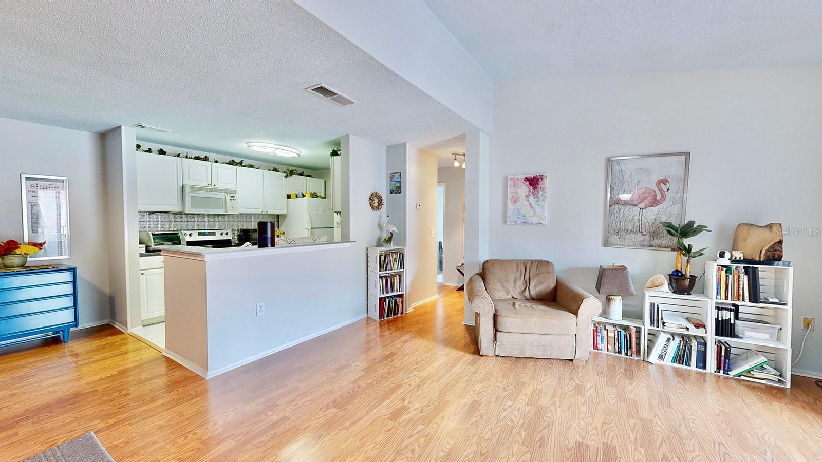 9481 HIGHLAND OAK DR #315