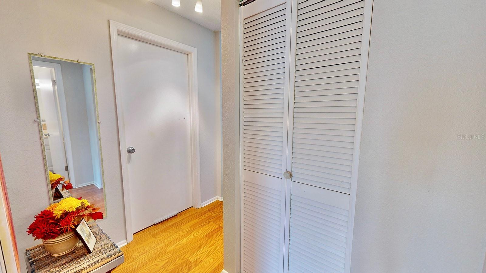 9481 HIGHLAND OAK DR #315