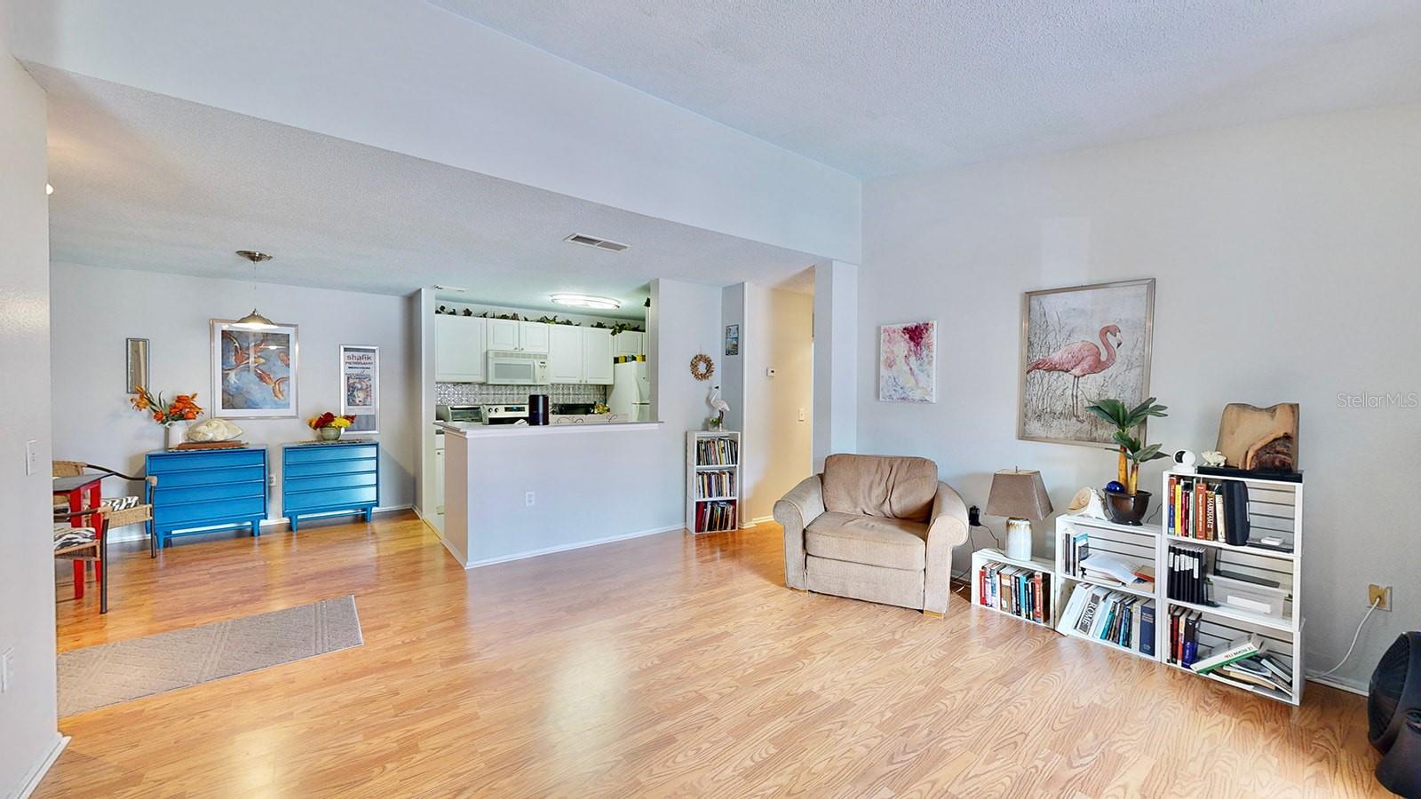 9481 HIGHLAND OAK DR #315