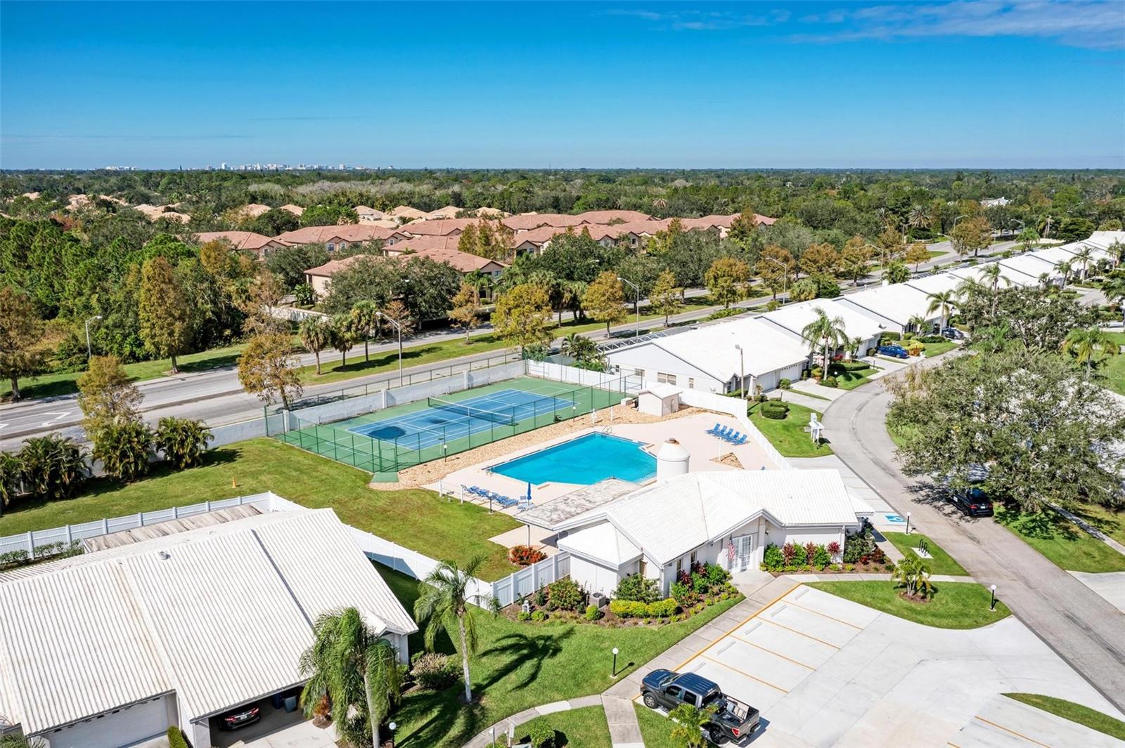 5372 PAMELA WOOD WAY #7