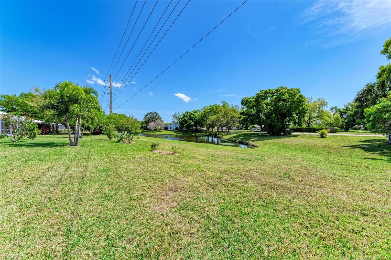 5372 PAMELA WOOD WAY #7