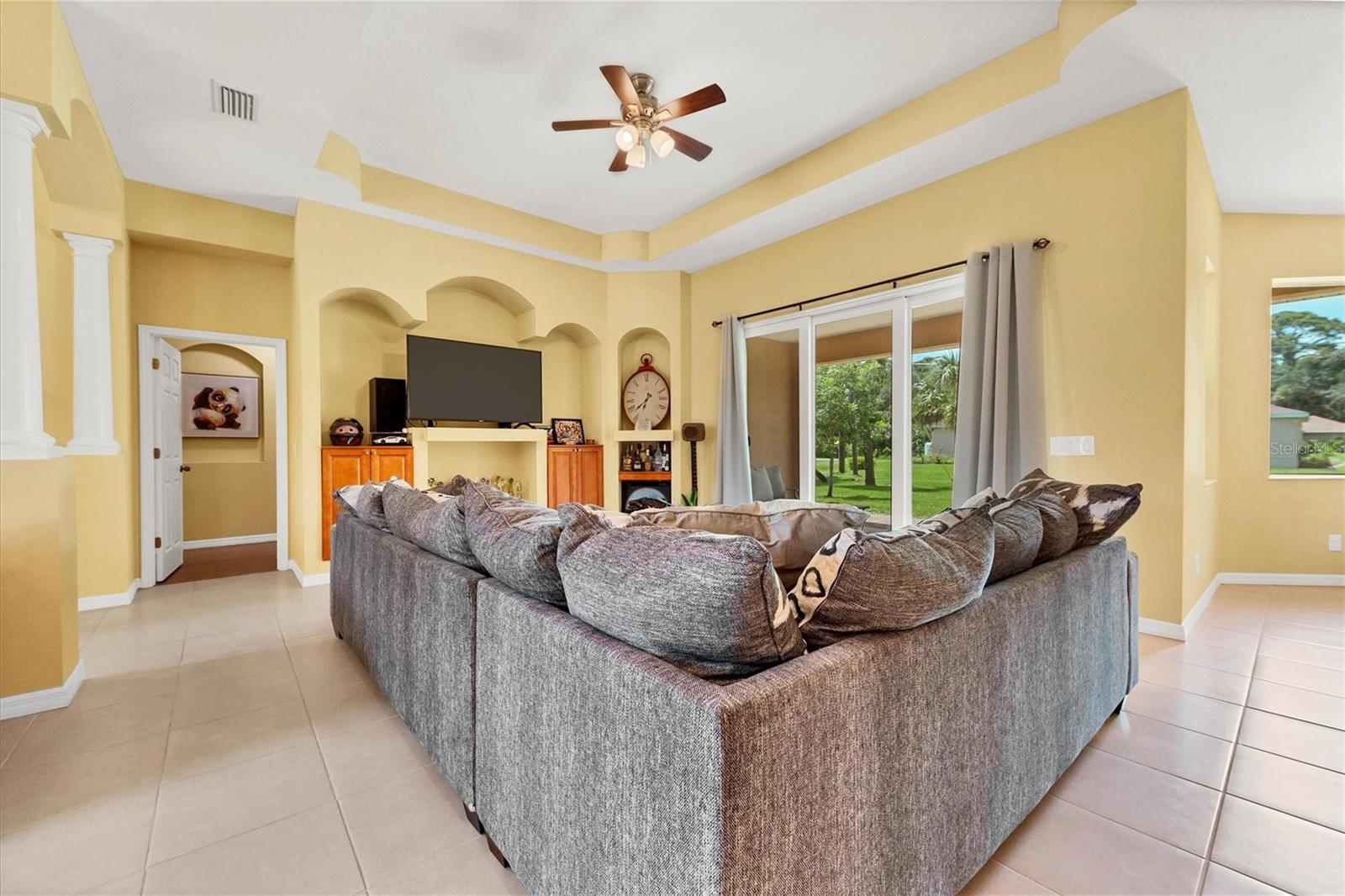 3503 S CRANBERRY BLVD