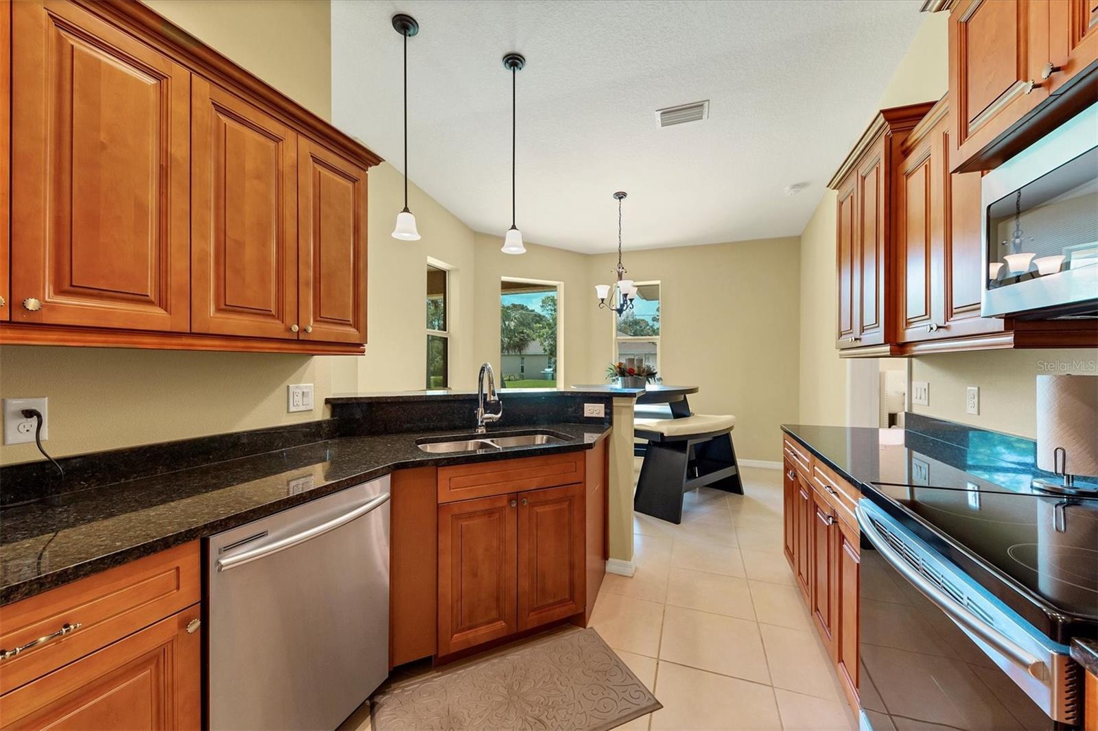 3503 S CRANBERRY BLVD