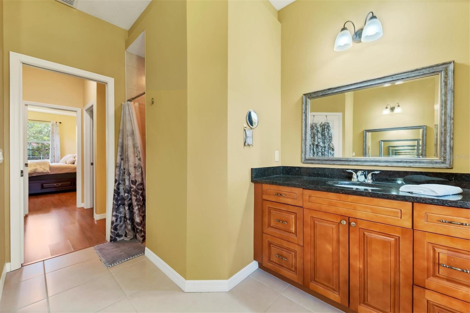 3503 S CRANBERRY BLVD