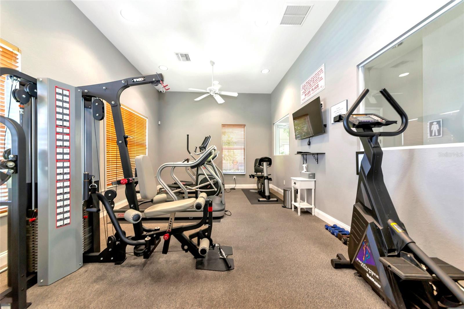 6845 74TH STREET CIR E