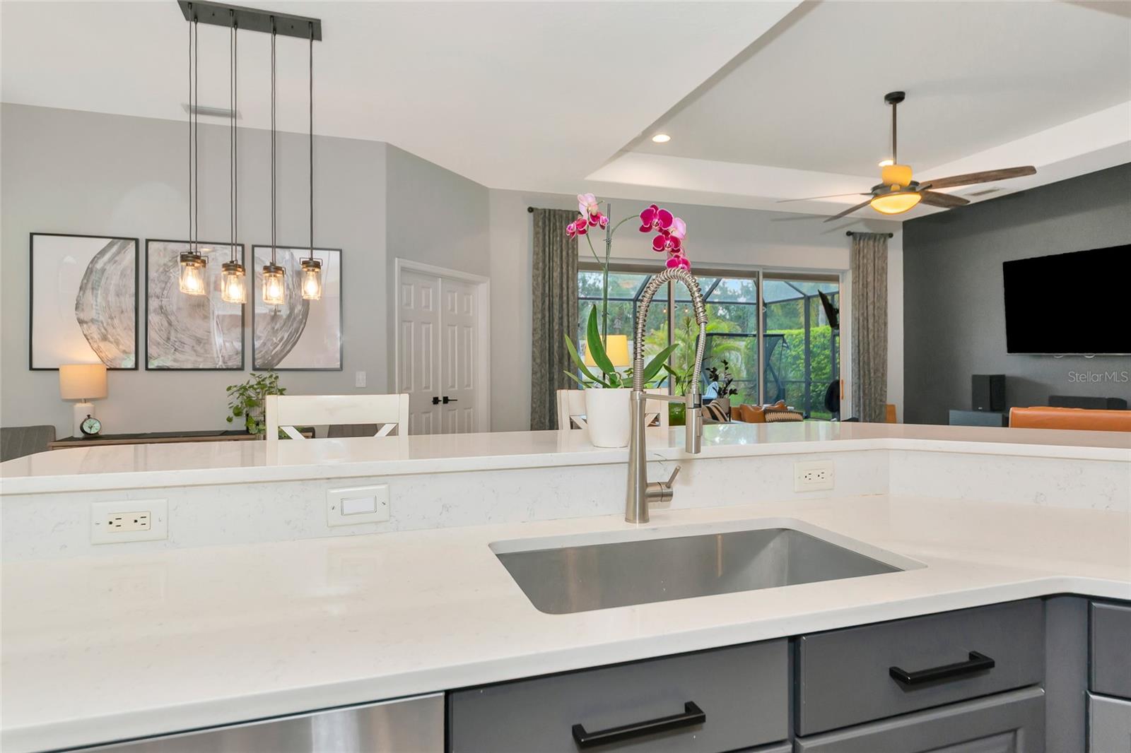 6845 74TH STREET CIR E