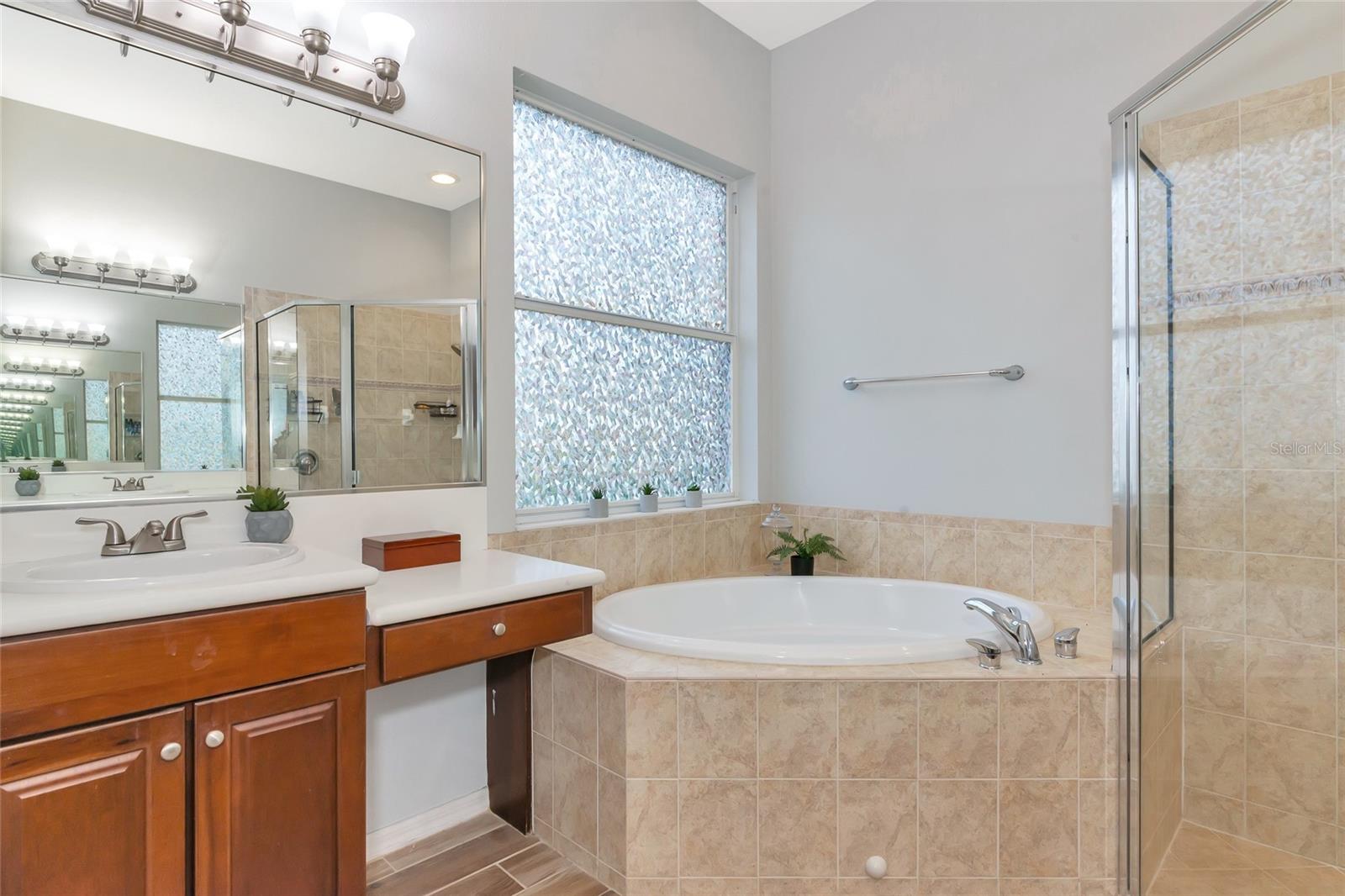 6845 74TH STREET CIR E