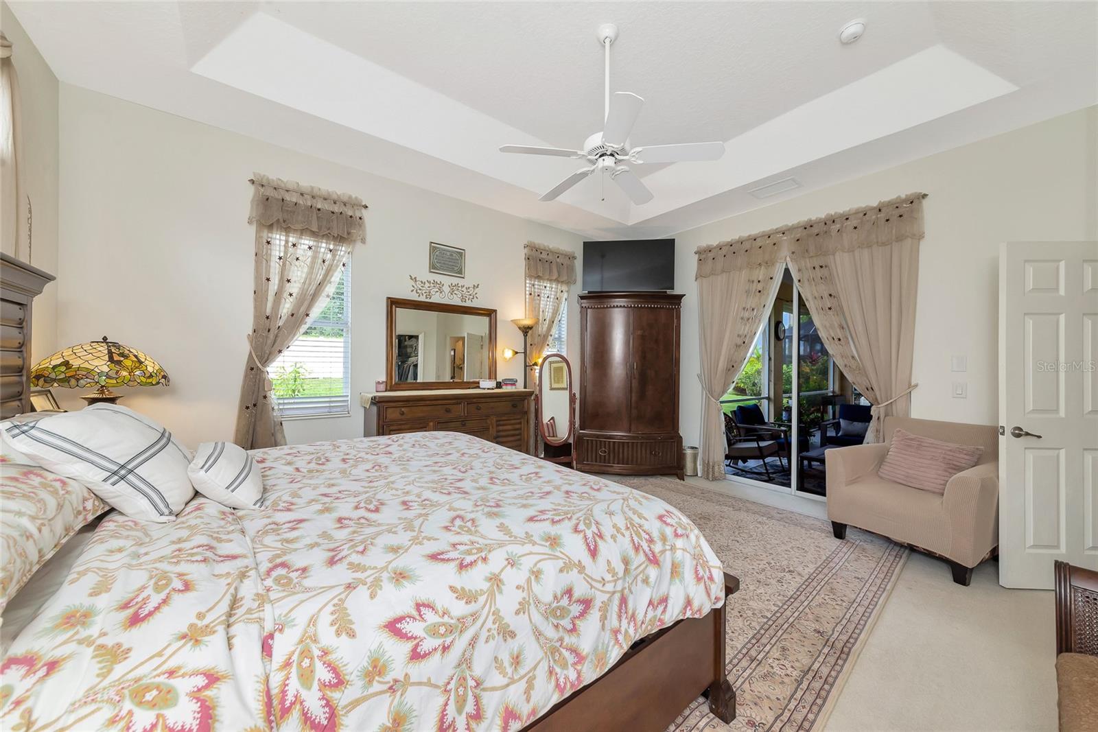 6841 74TH STREET CIR E