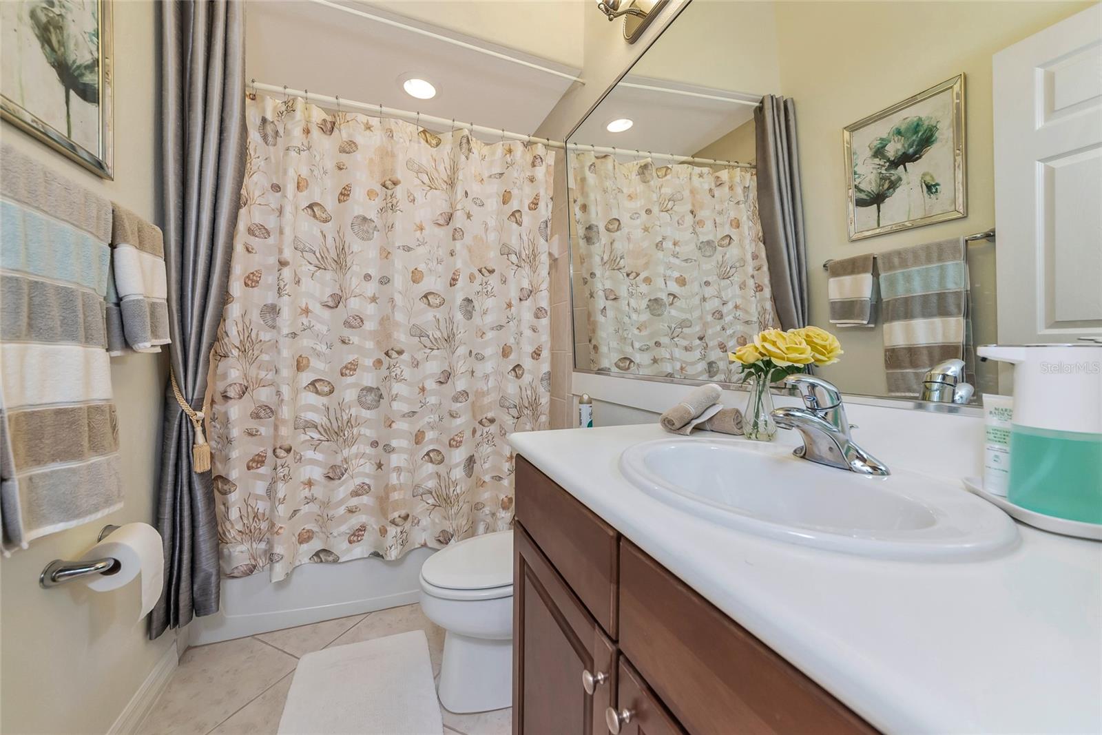 6841 74TH STREET CIR E