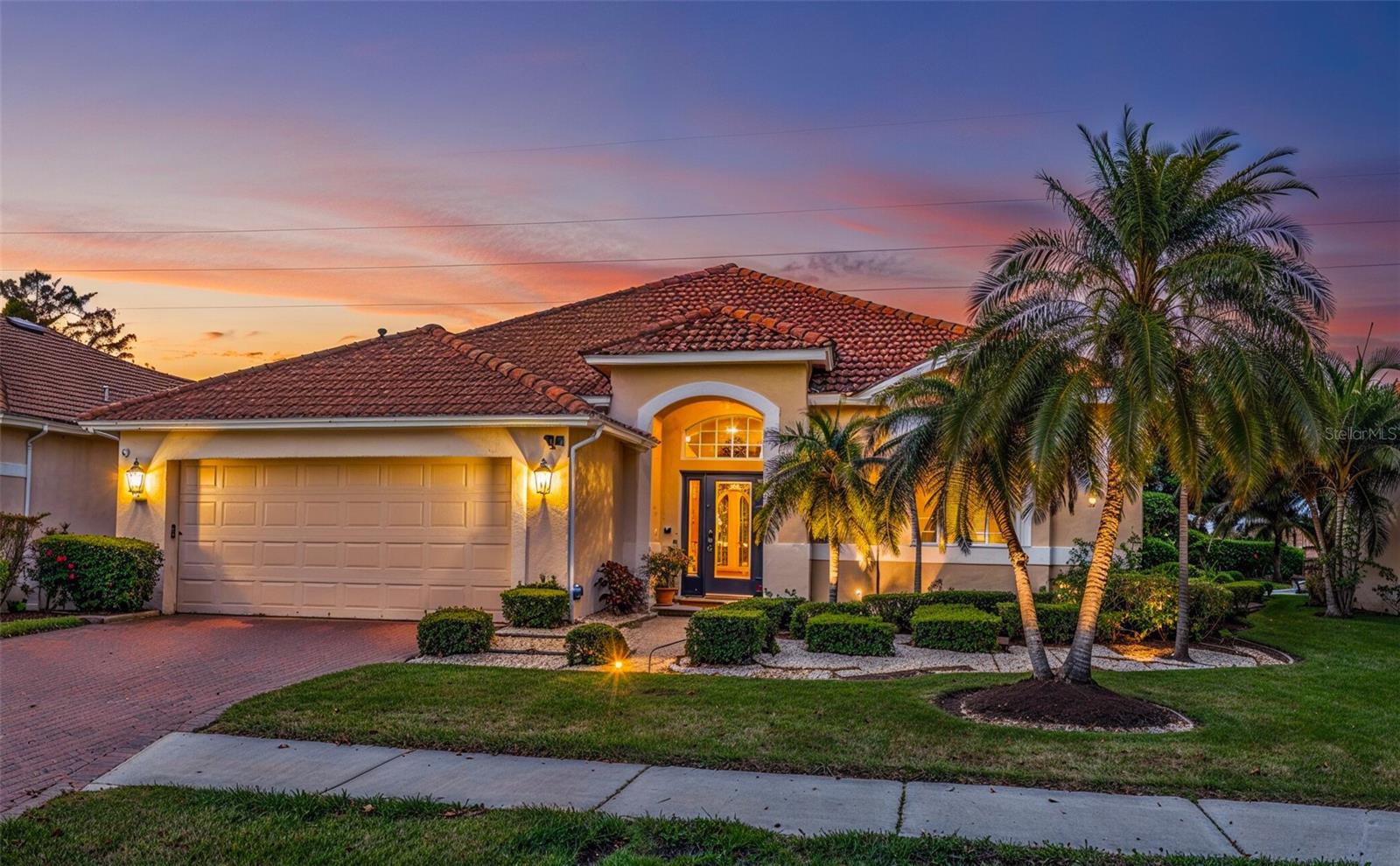 6841 74TH STREET CIR E