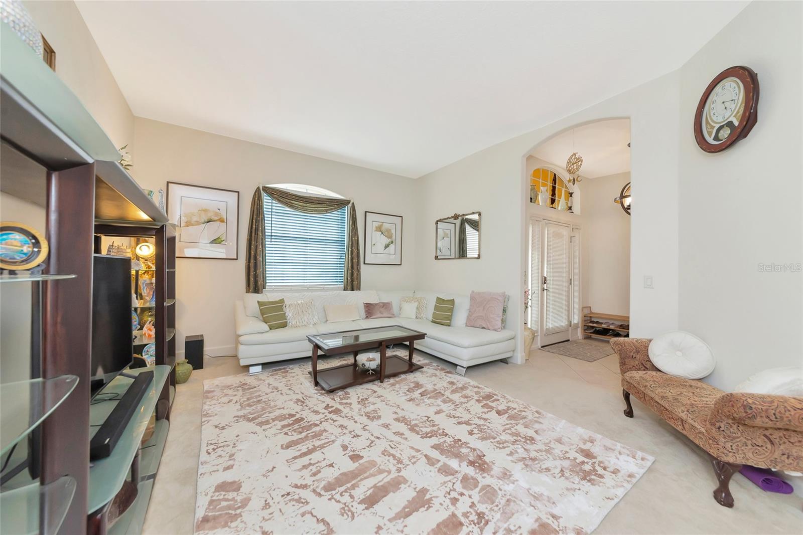 6841 74TH STREET CIR E