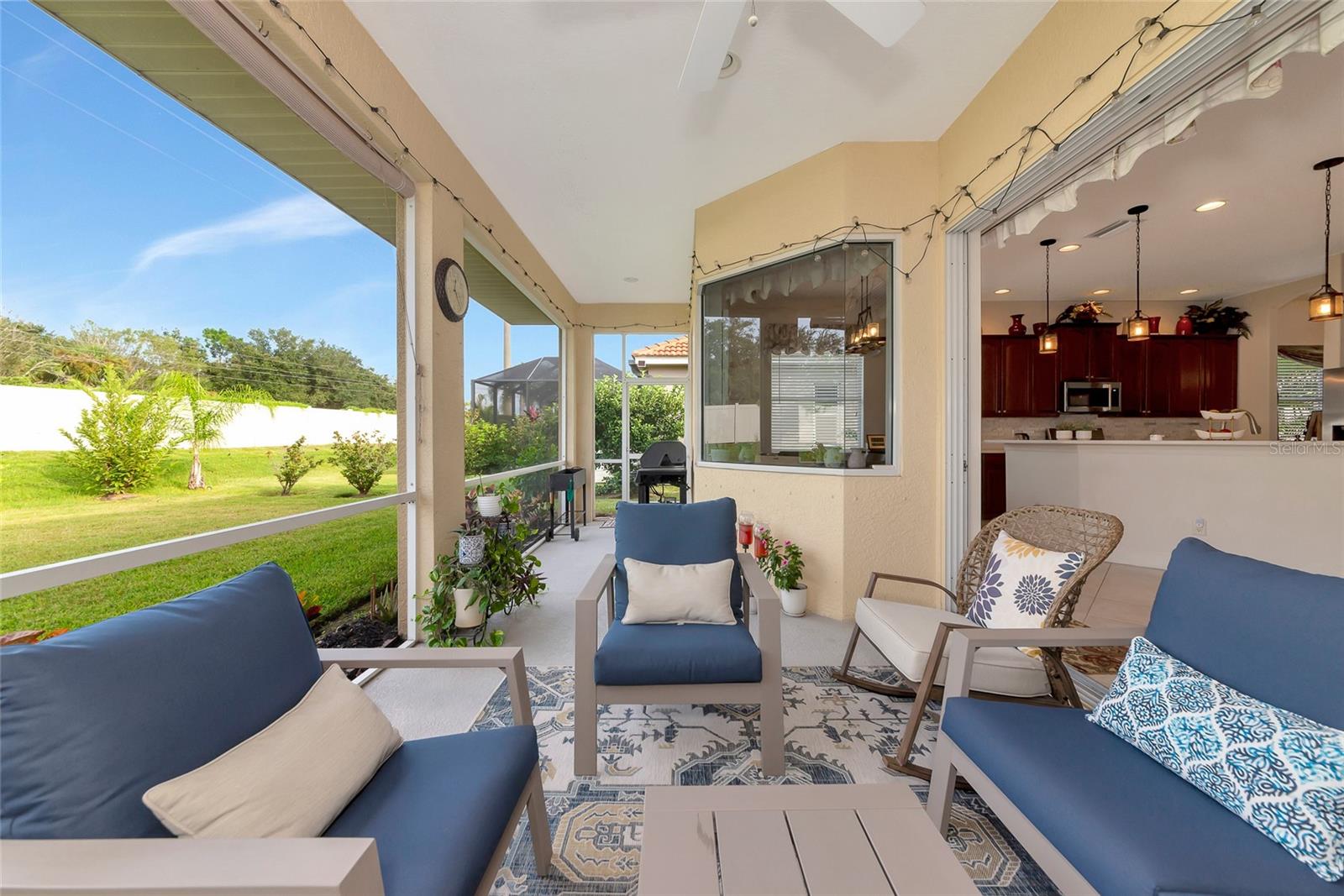 6841 74TH STREET CIR E