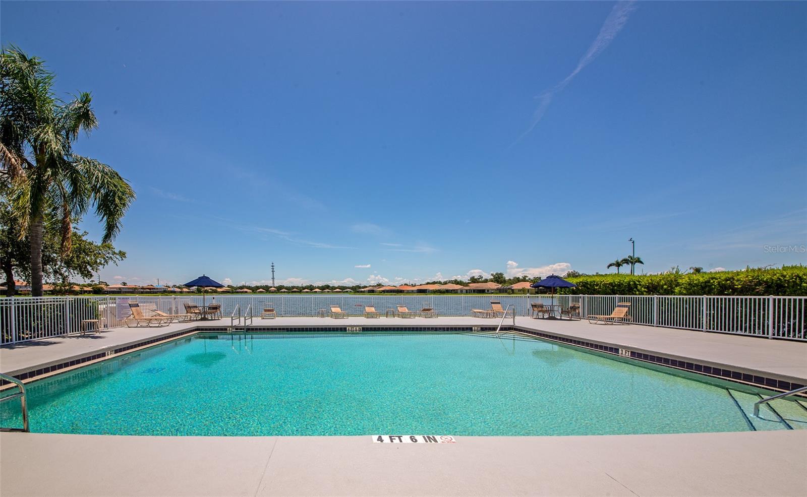 6841 74TH STREET CIR E